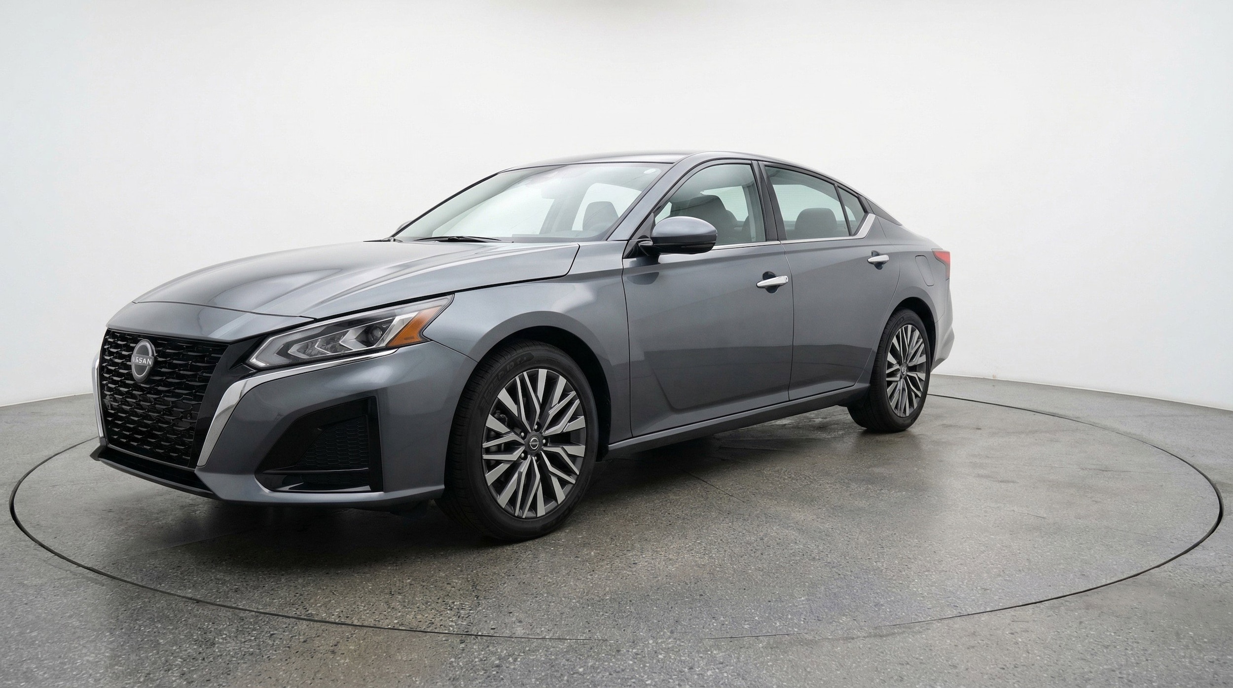 Thumbnail: 2025 Nissan Altima - 3