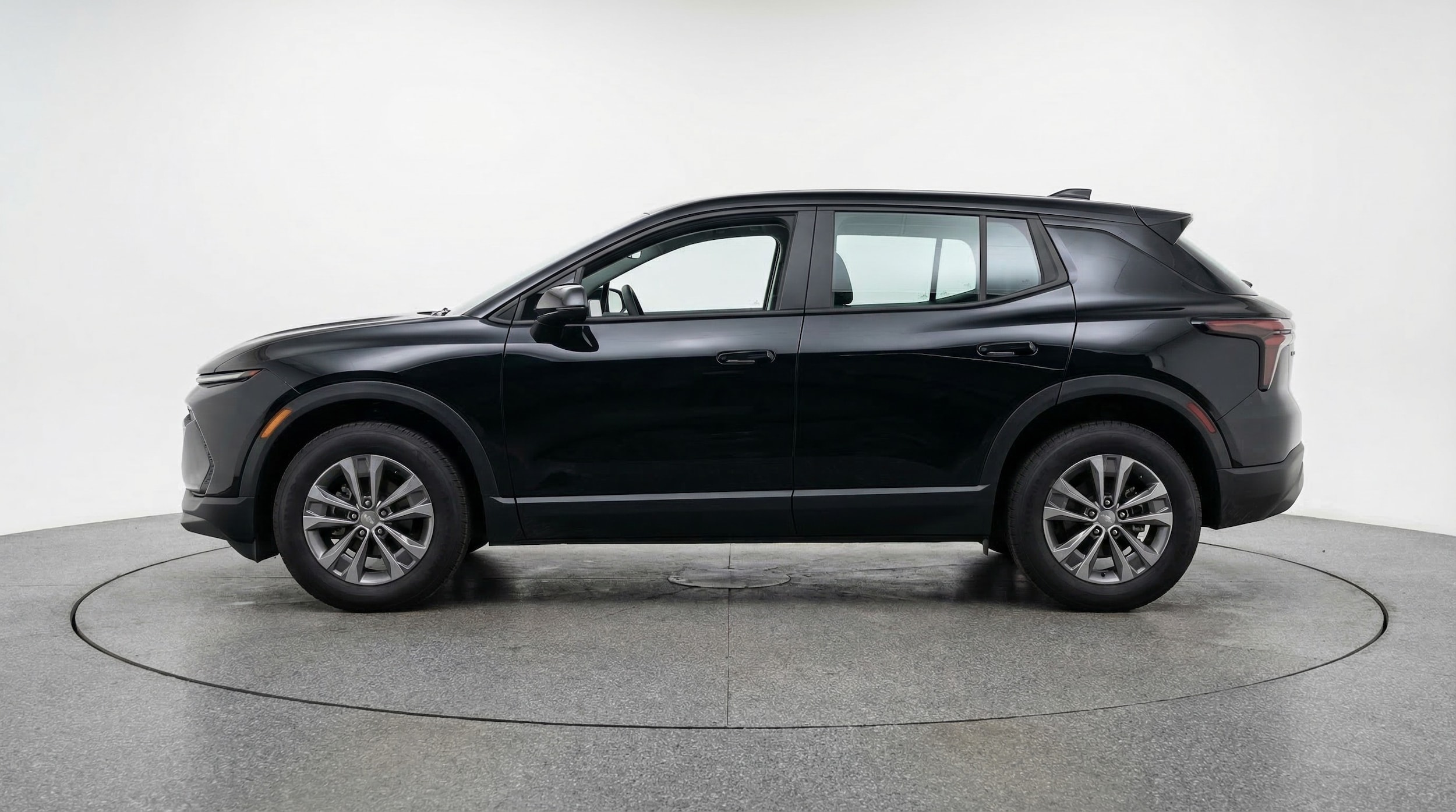 Thumbnail: 2025 Chevrolet Equinox - 4