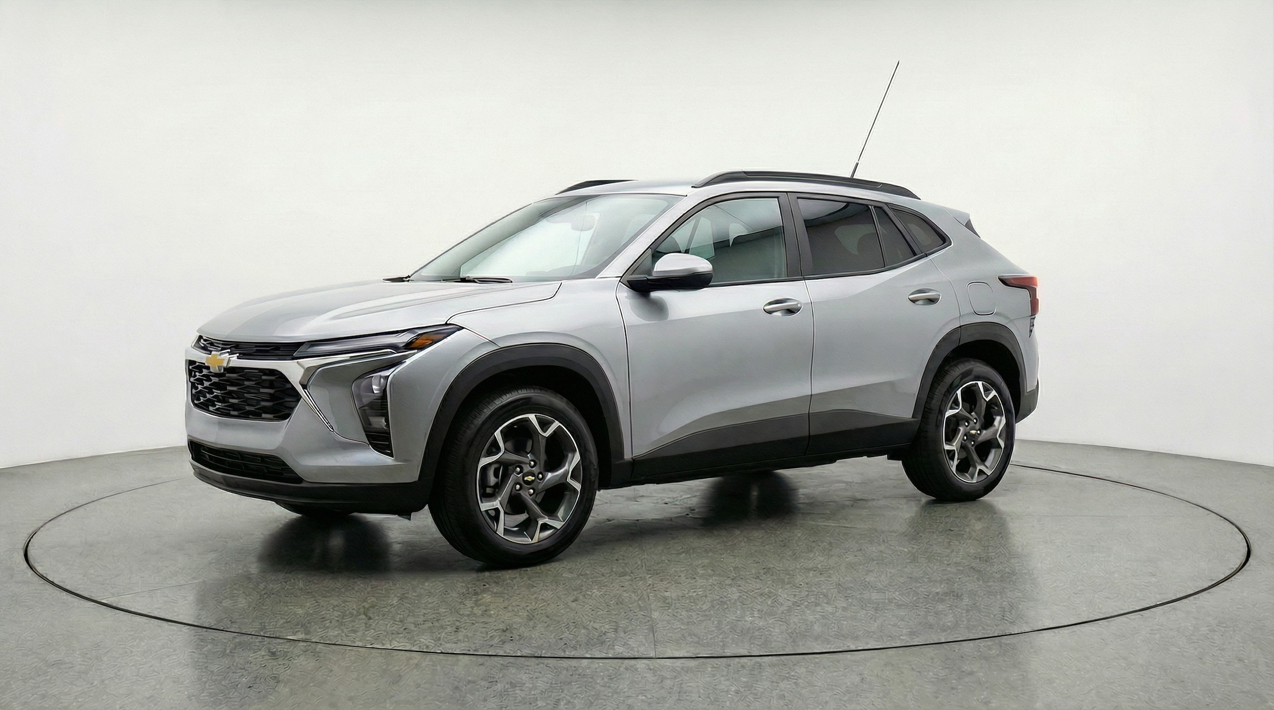 Thumbnail: 2025 Chevrolet Trax - 3