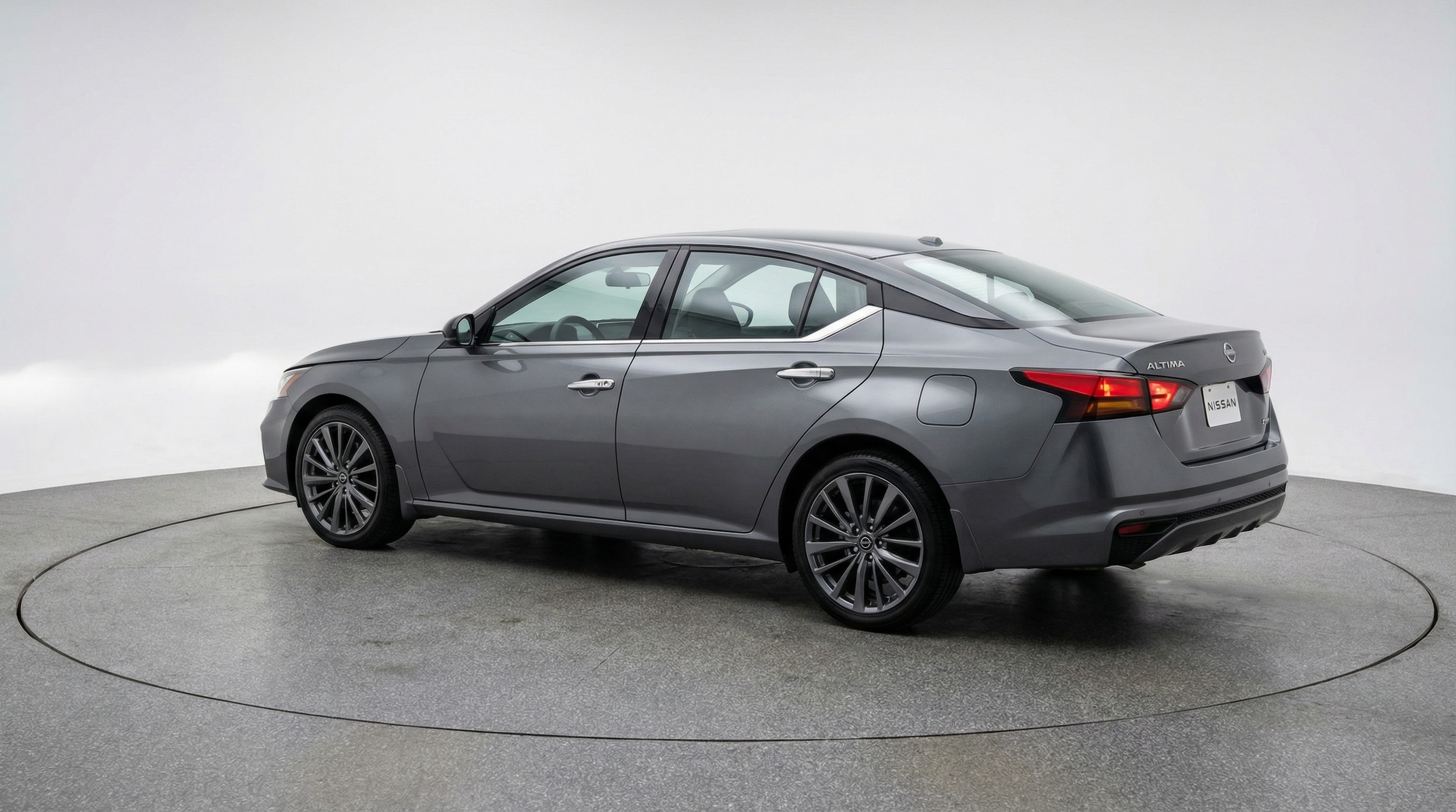 Thumbnail: 2025 Nissan Altima - 5