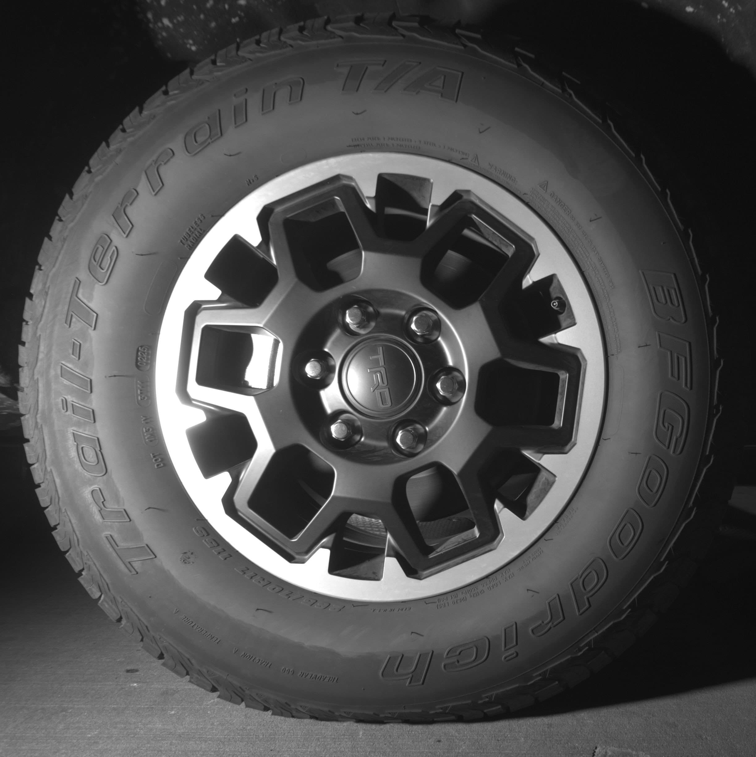 Thumbnail: 2025 Toyota Tacoma - 13