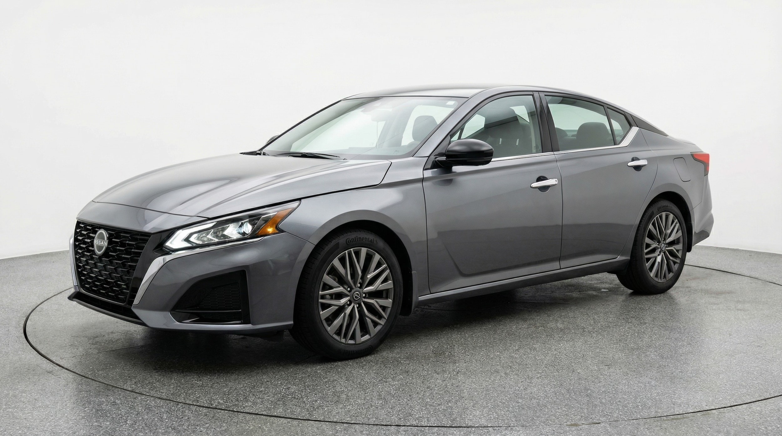 Thumbnail: 2025 Nissan Altima - 3