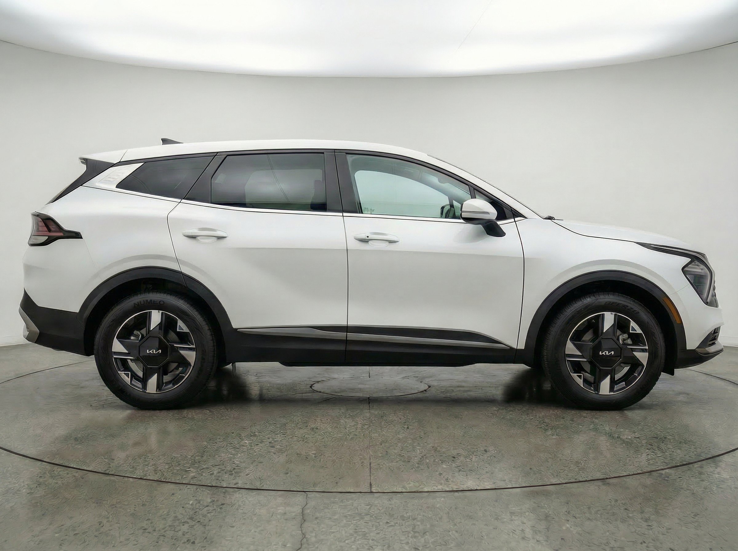 Thumbnail: 2026 Kia Sportage - 11