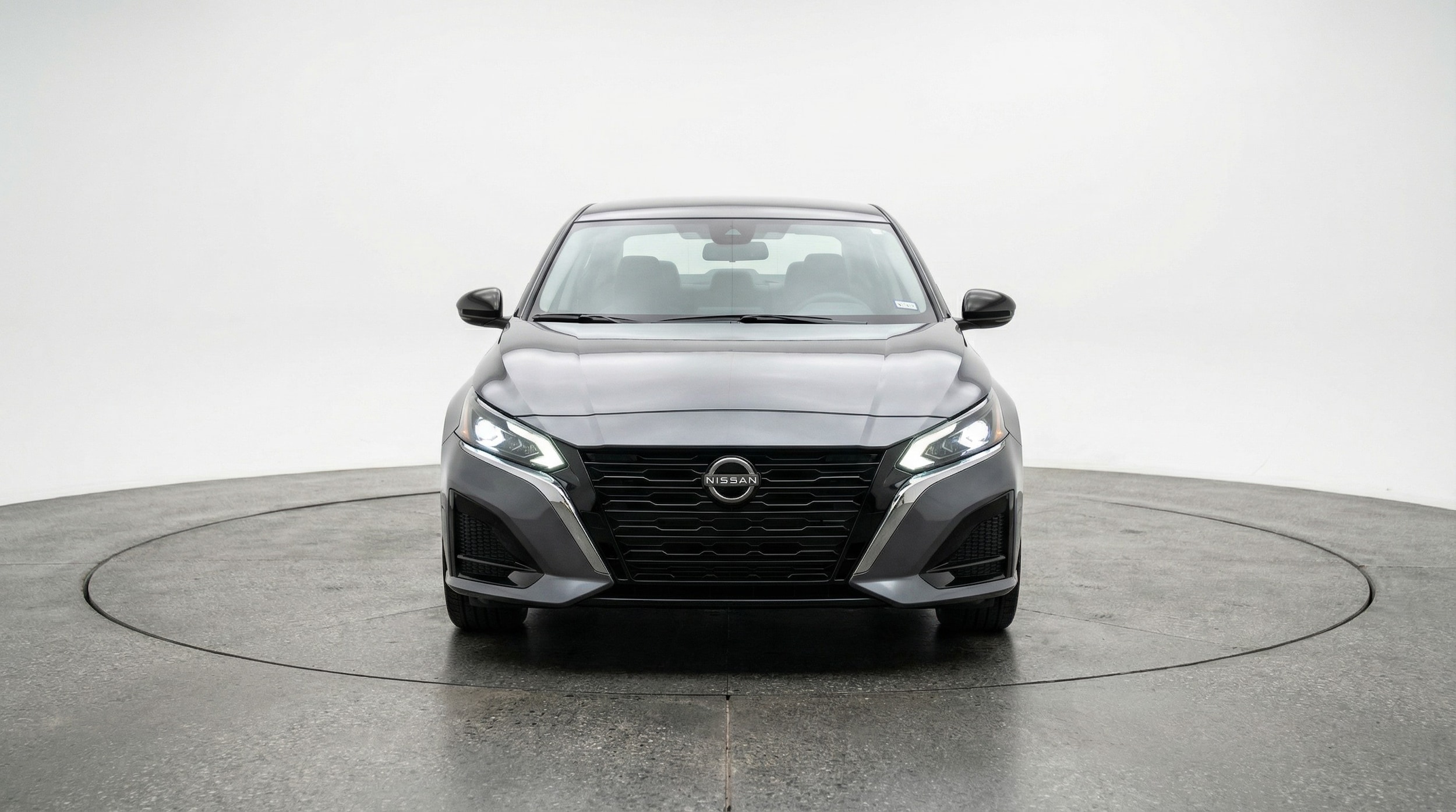 Thumbnail: 2025 Nissan Altima - 2