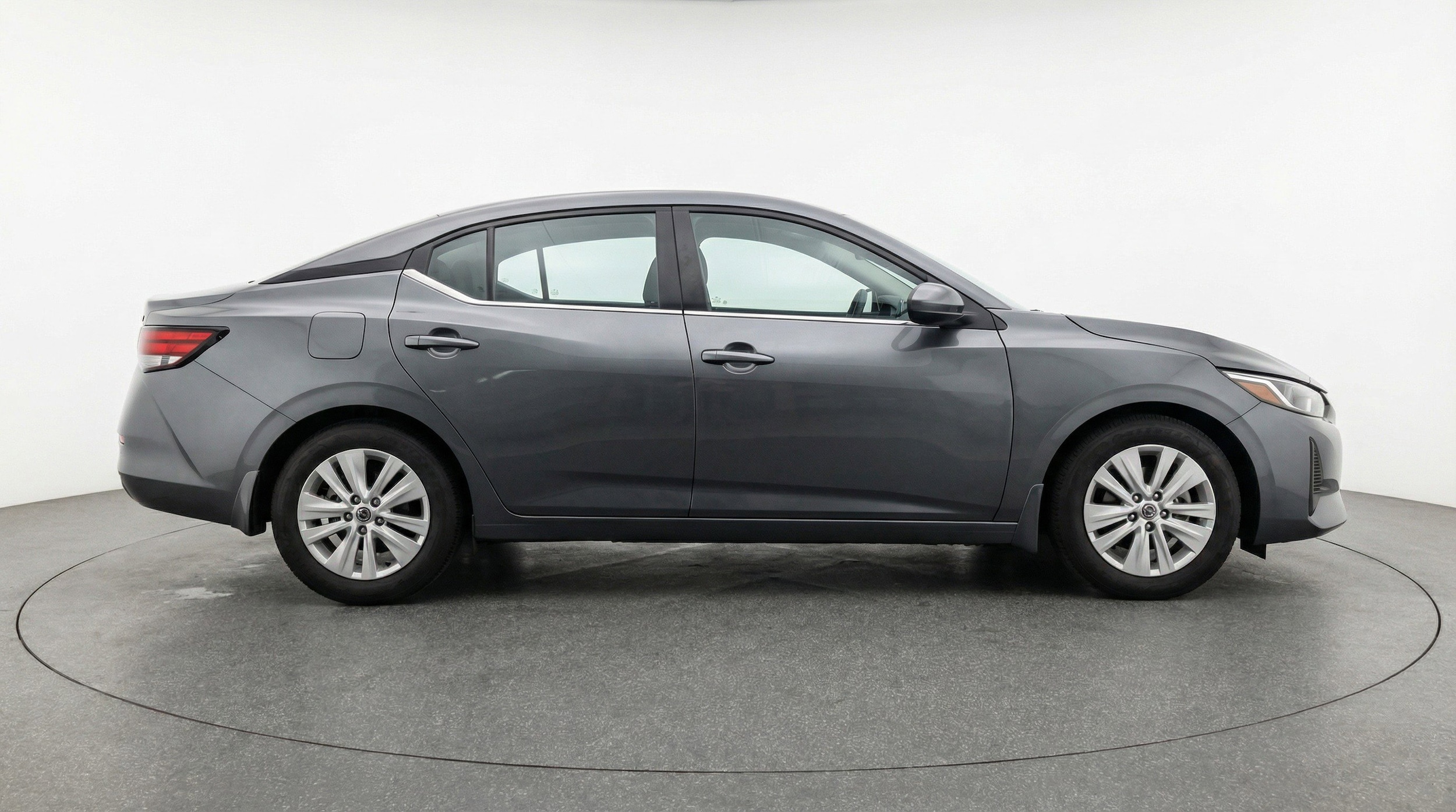 Thumbnail: 2025 Nissan Sentra - 11