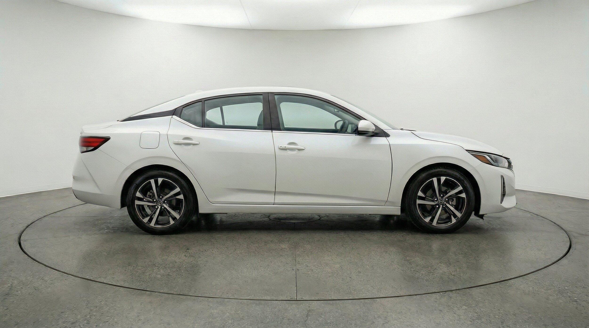 Thumbnail: 2025 Nissan Sentra - 11