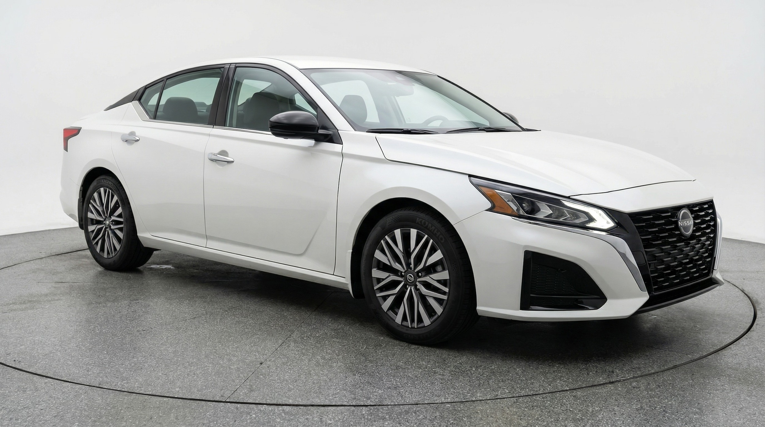 Thumbnail: 2025 Nissan Altima - 1