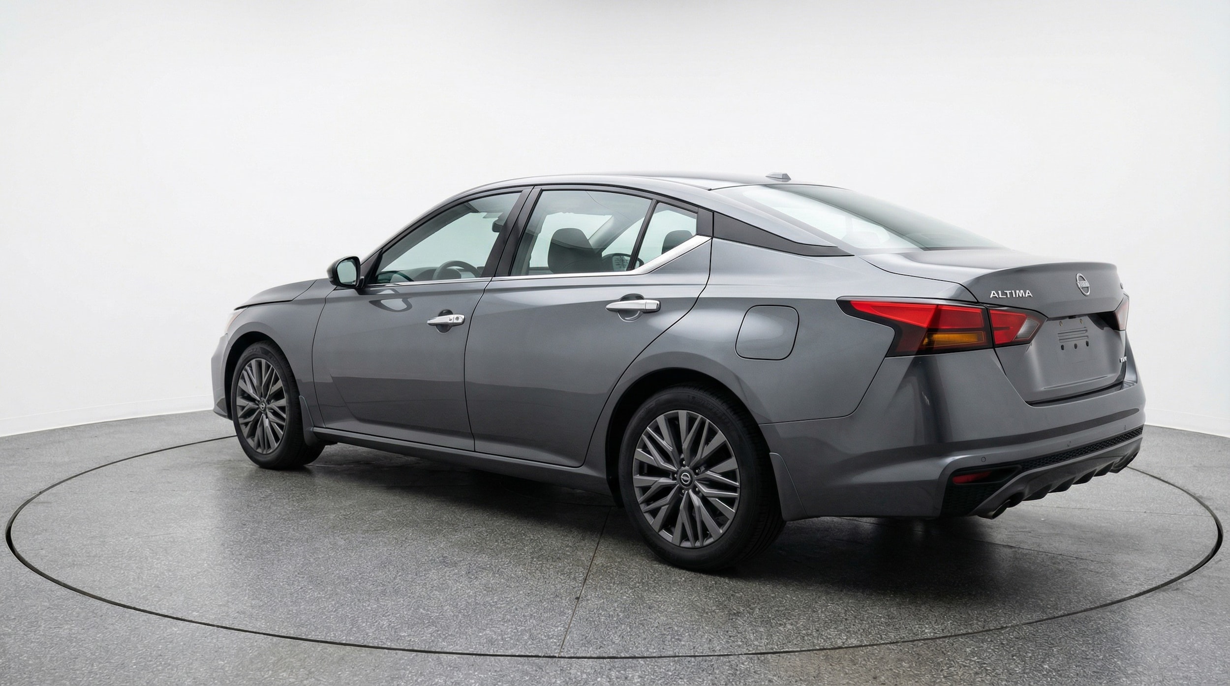 Thumbnail: 2025 Nissan Altima - 5