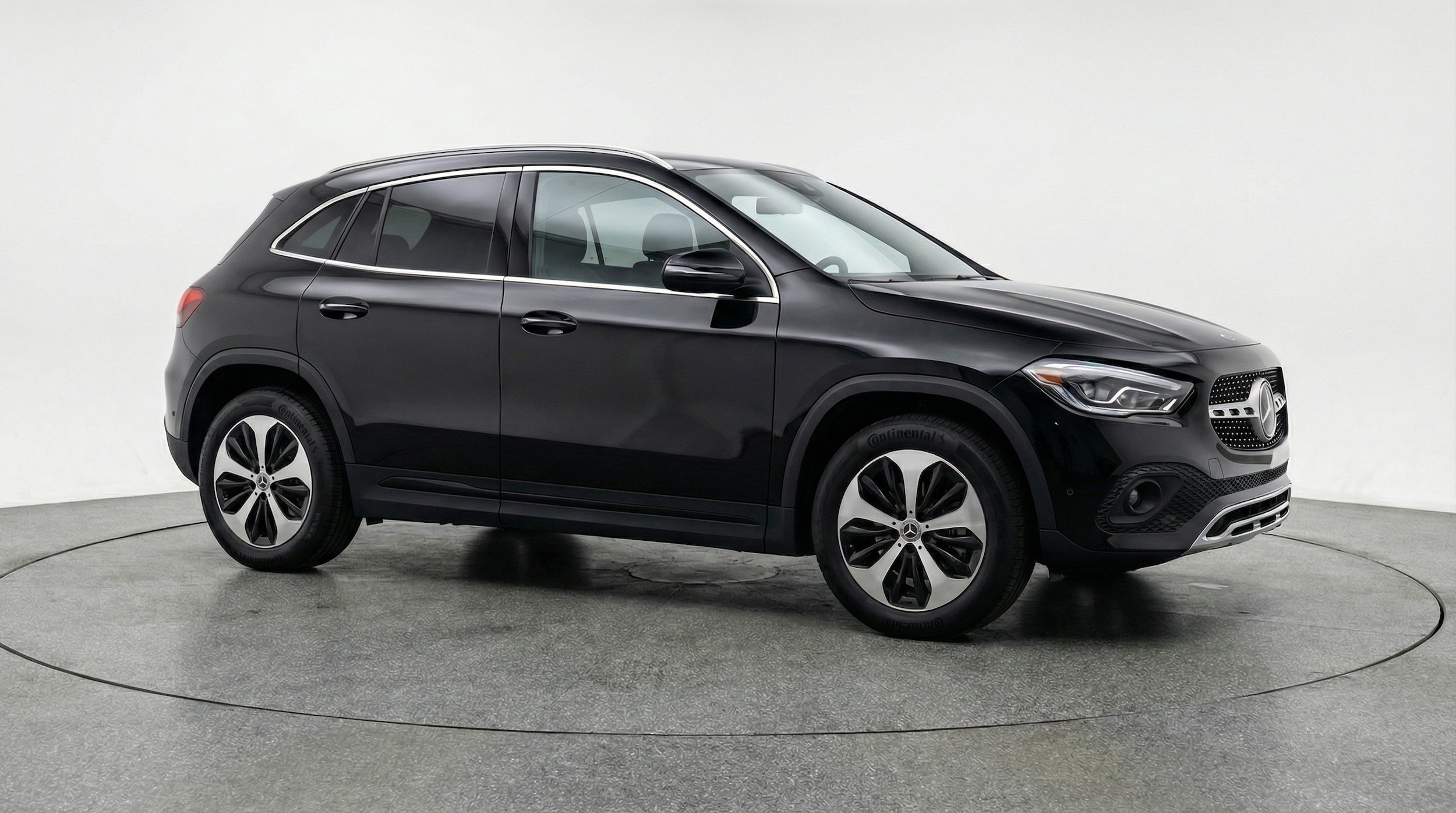 Thumbnail: 2025 Mercedes-Benz GLA - 1