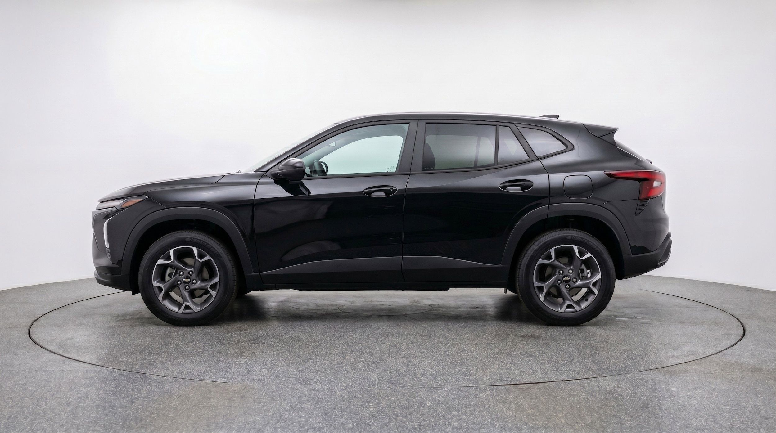 Thumbnail: 2025 Chevrolet Trax - 5