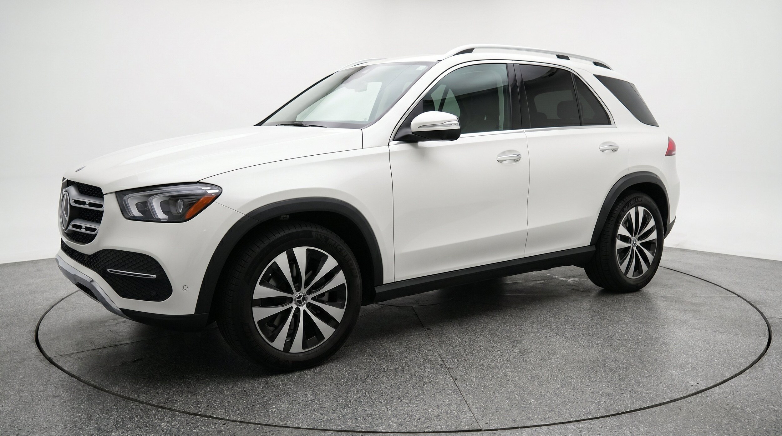 Thumbnail: 2026 Mercedes-Benz GLE - 3
