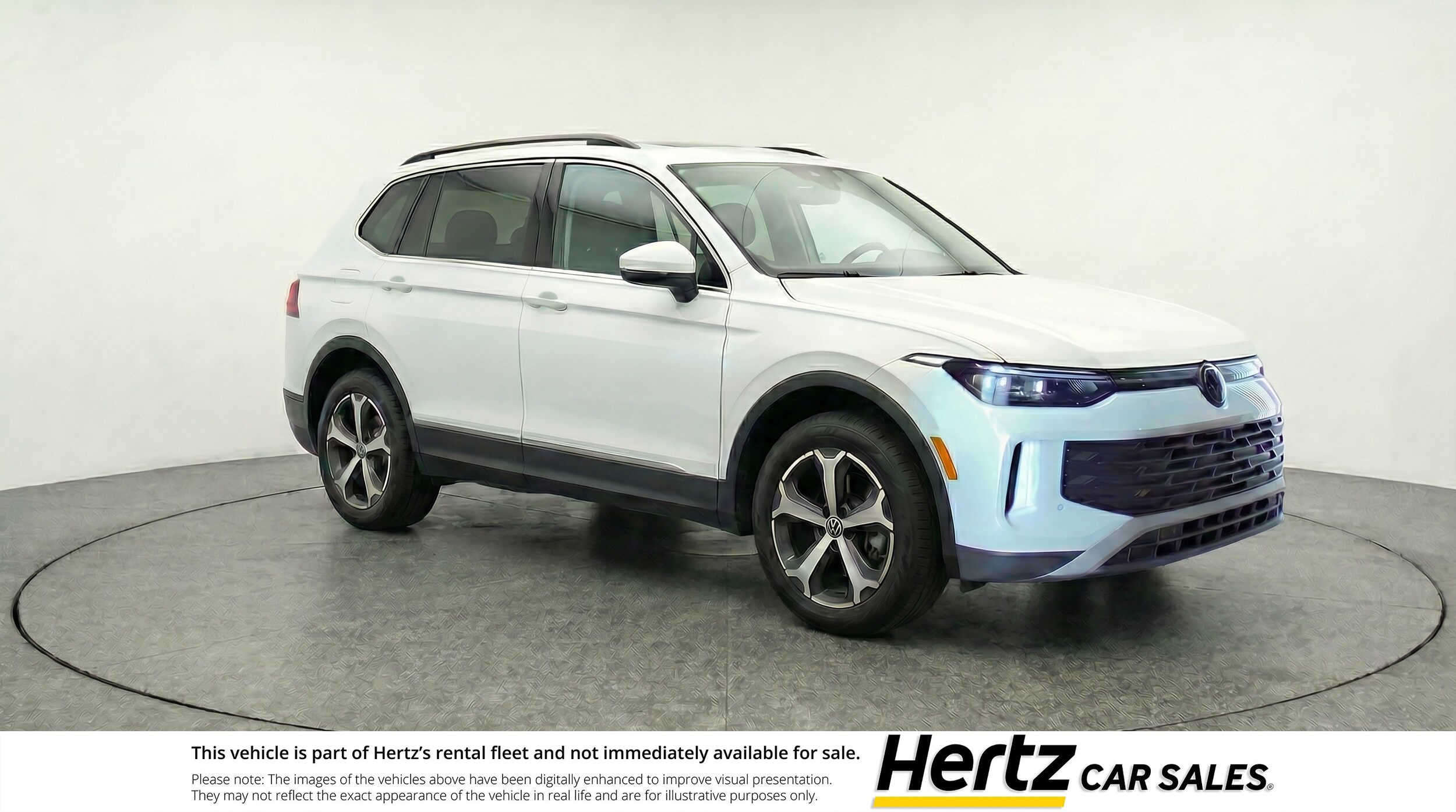 Thumbnail: 2026 Volkswagen Tiguan - 1