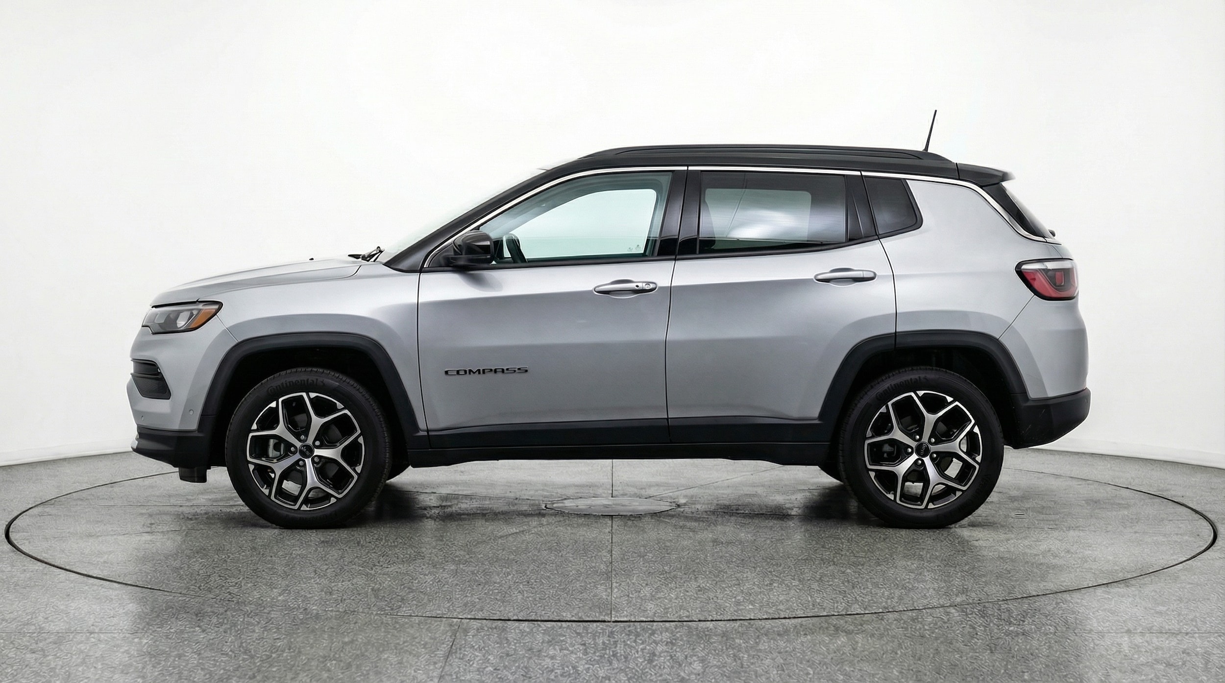 Thumbnail: 2025 Jeep Compass - 4