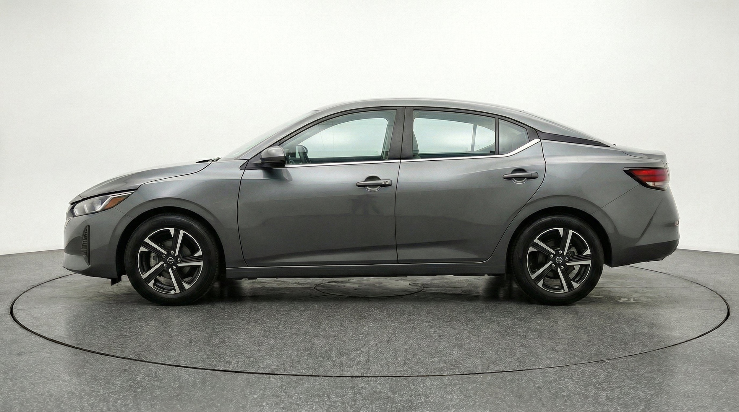 Thumbnail: 2025 Nissan Sentra - 5