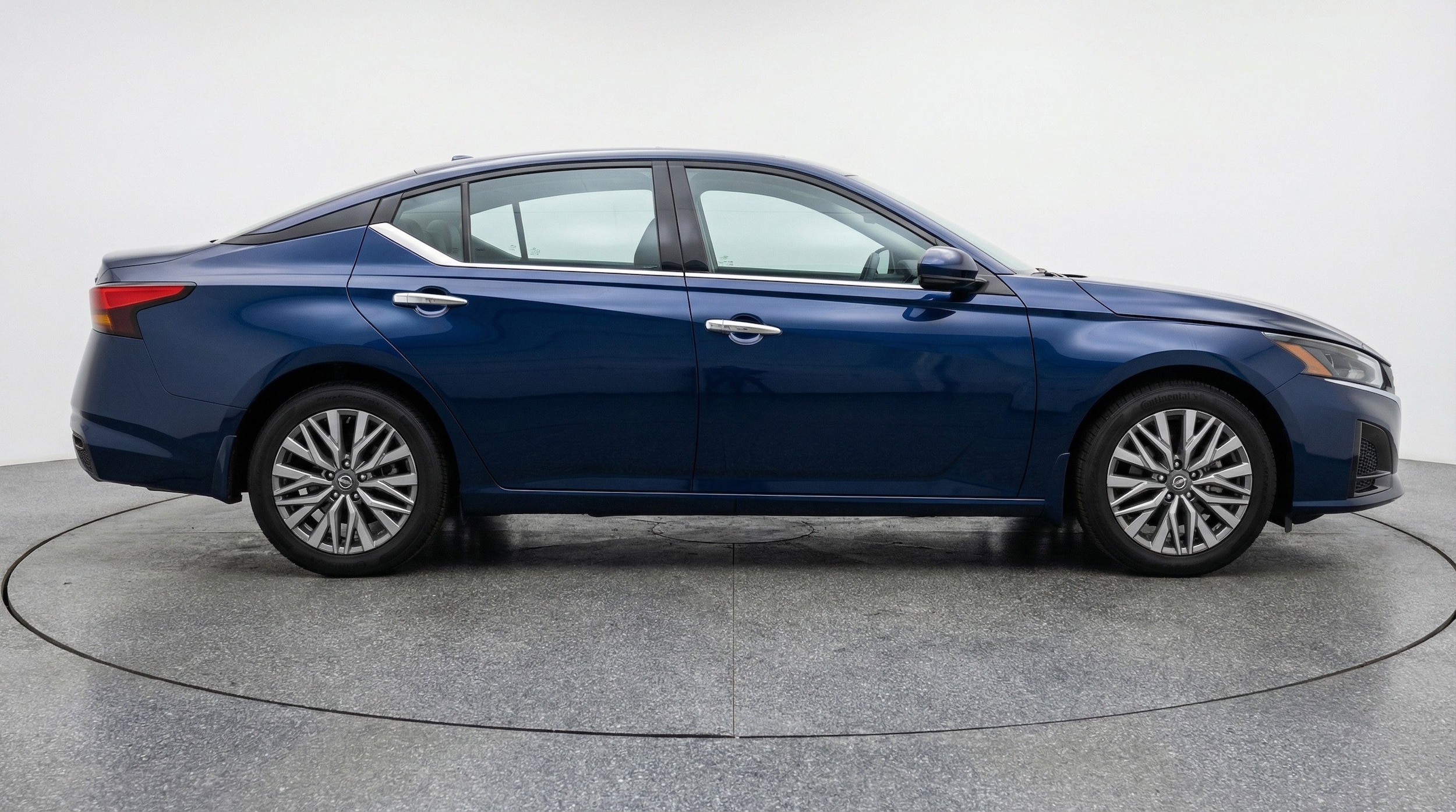 Thumbnail: 2025 Nissan Altima - 11