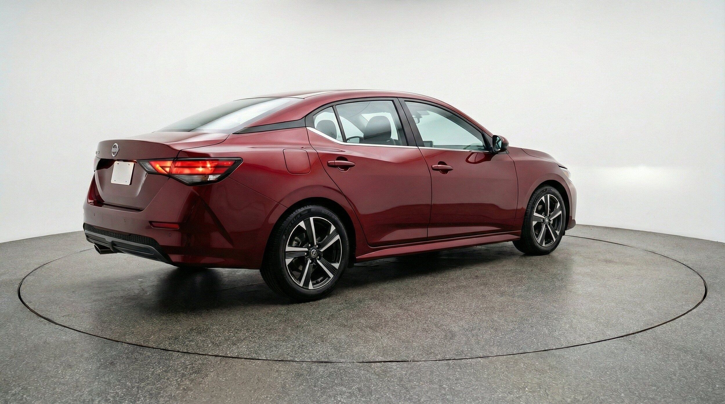 Thumbnail: 2025 Nissan Sentra - 9