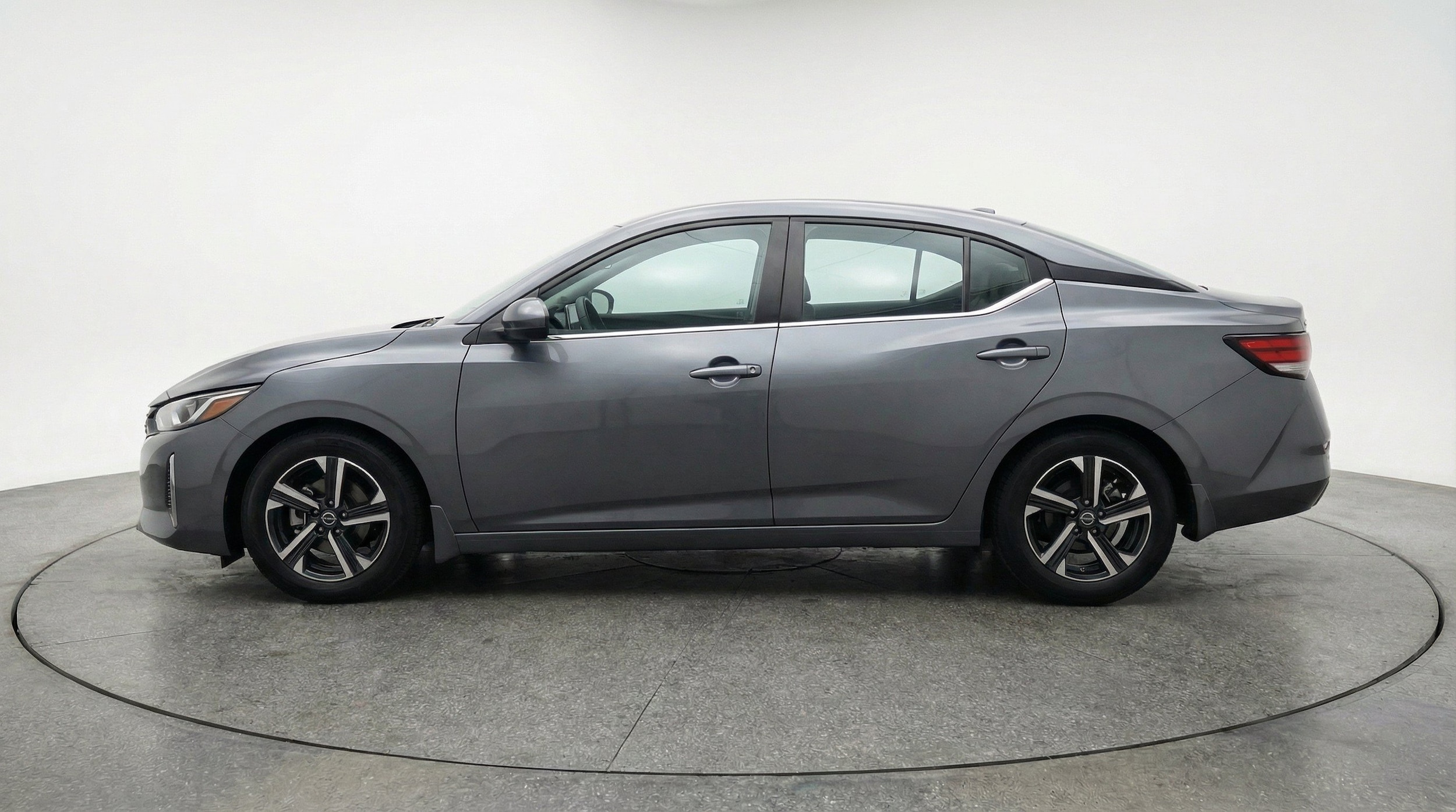 Thumbnail: 2025 Nissan Sentra - 5