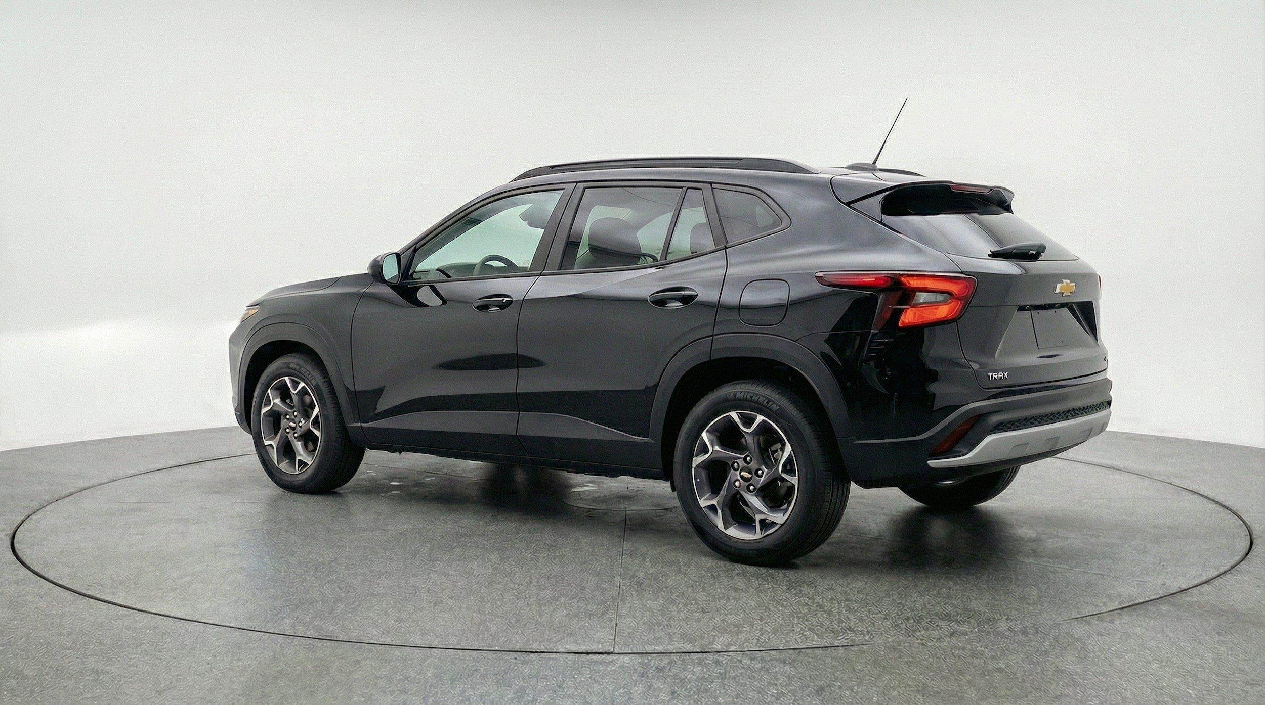 Thumbnail: 2025 Chevrolet Trax - 6