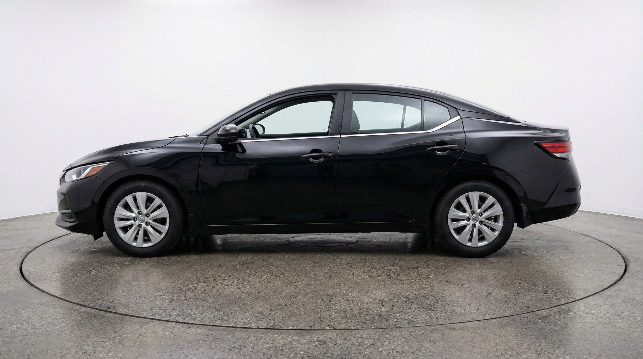 Thumbnail: 2025 Nissan Sentra - 5