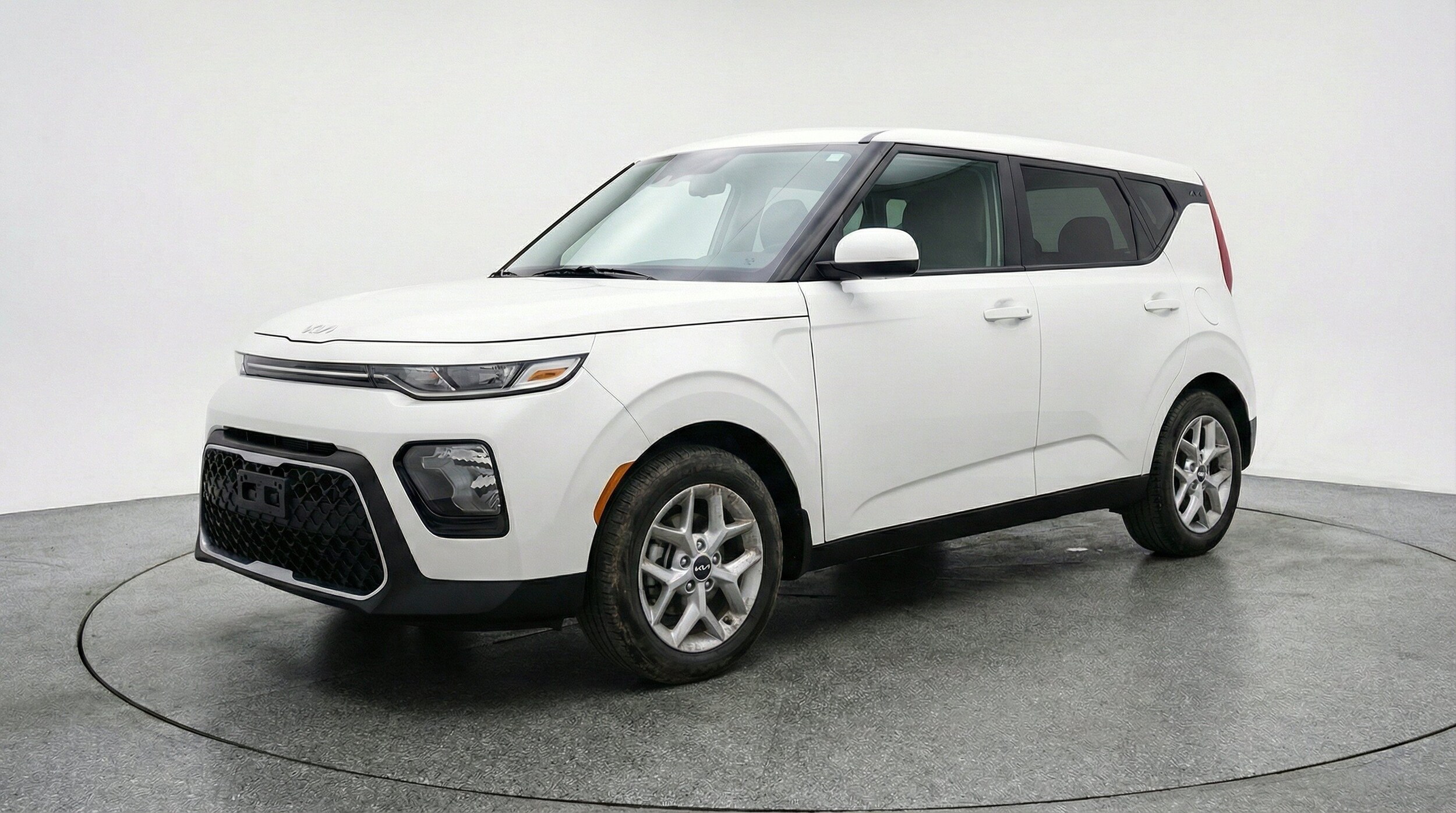 Thumbnail: 2025 Kia Soul - 3