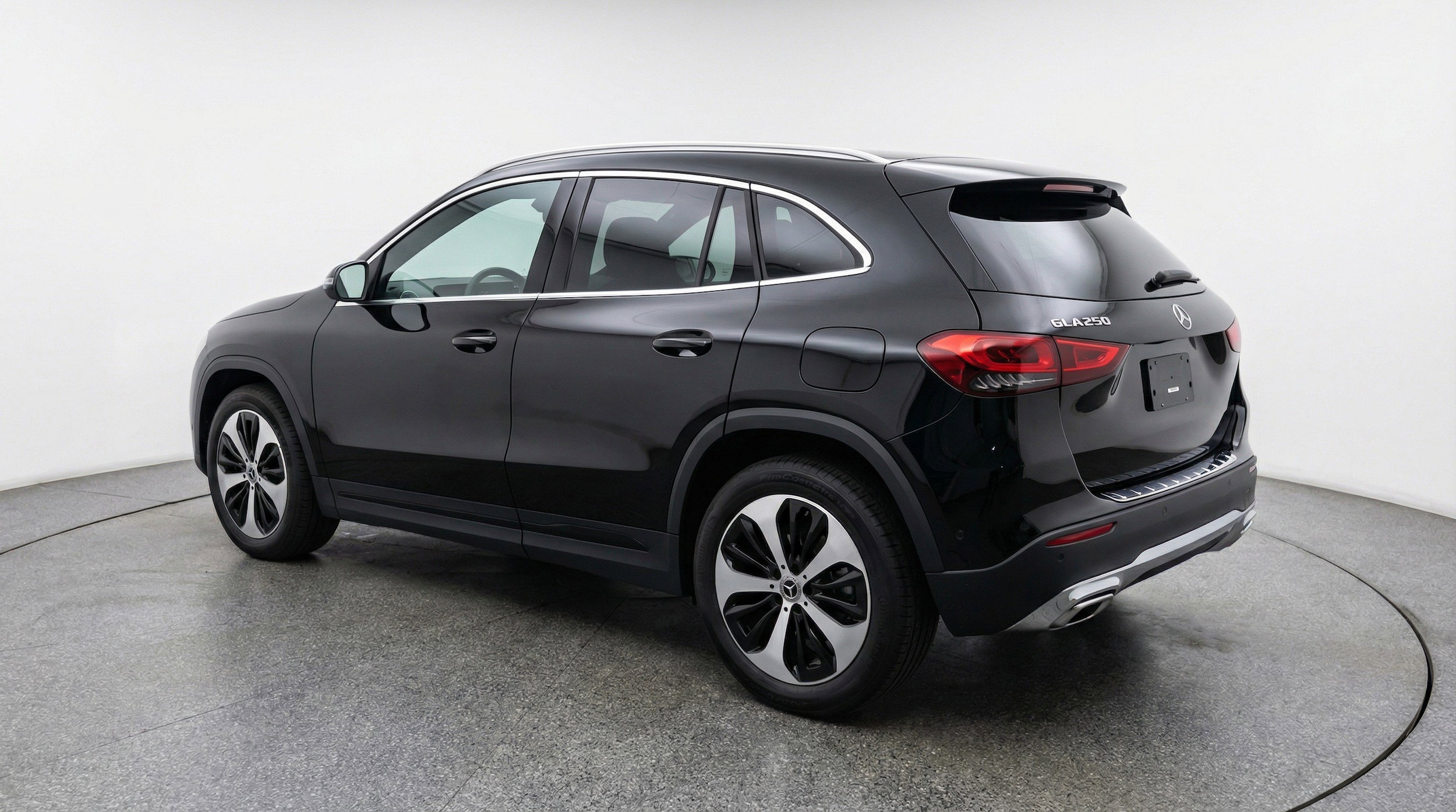 Thumbnail: 2025 Mercedes-Benz GLA - 6