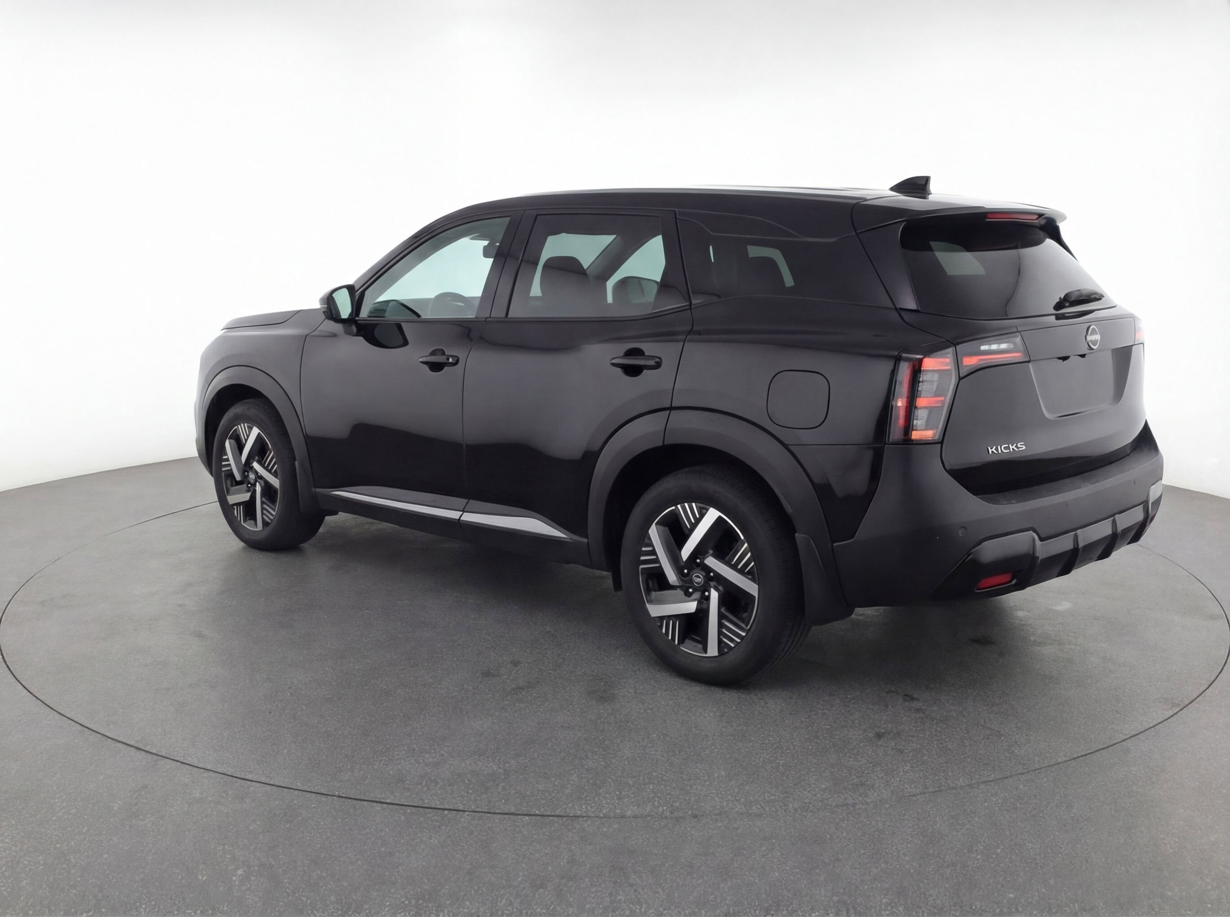 Thumbnail: 2025 Nissan Kicks - 6