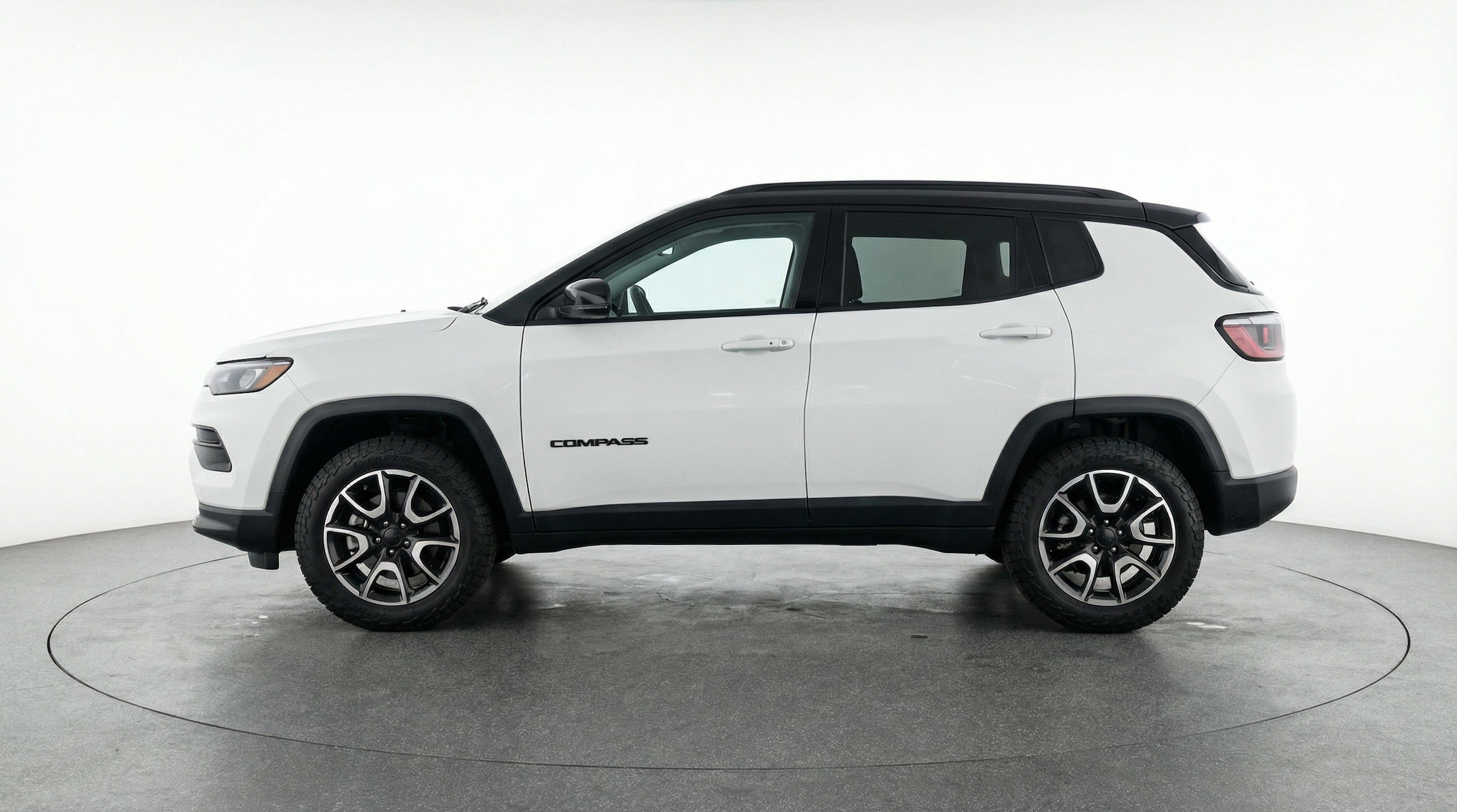 Thumbnail: 2025 Jeep Compass - 5