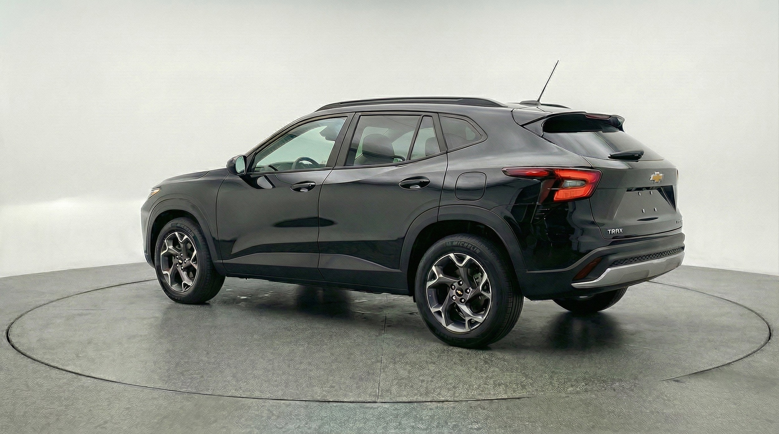 Thumbnail: 2025 Chevrolet Trax - 6