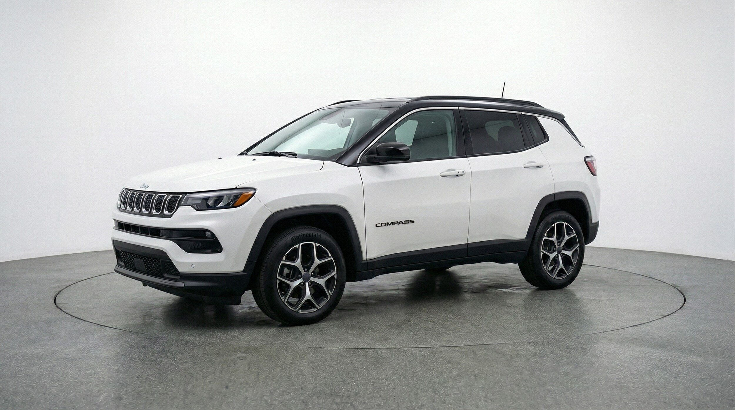 Thumbnail: 2025 Jeep Compass - 3