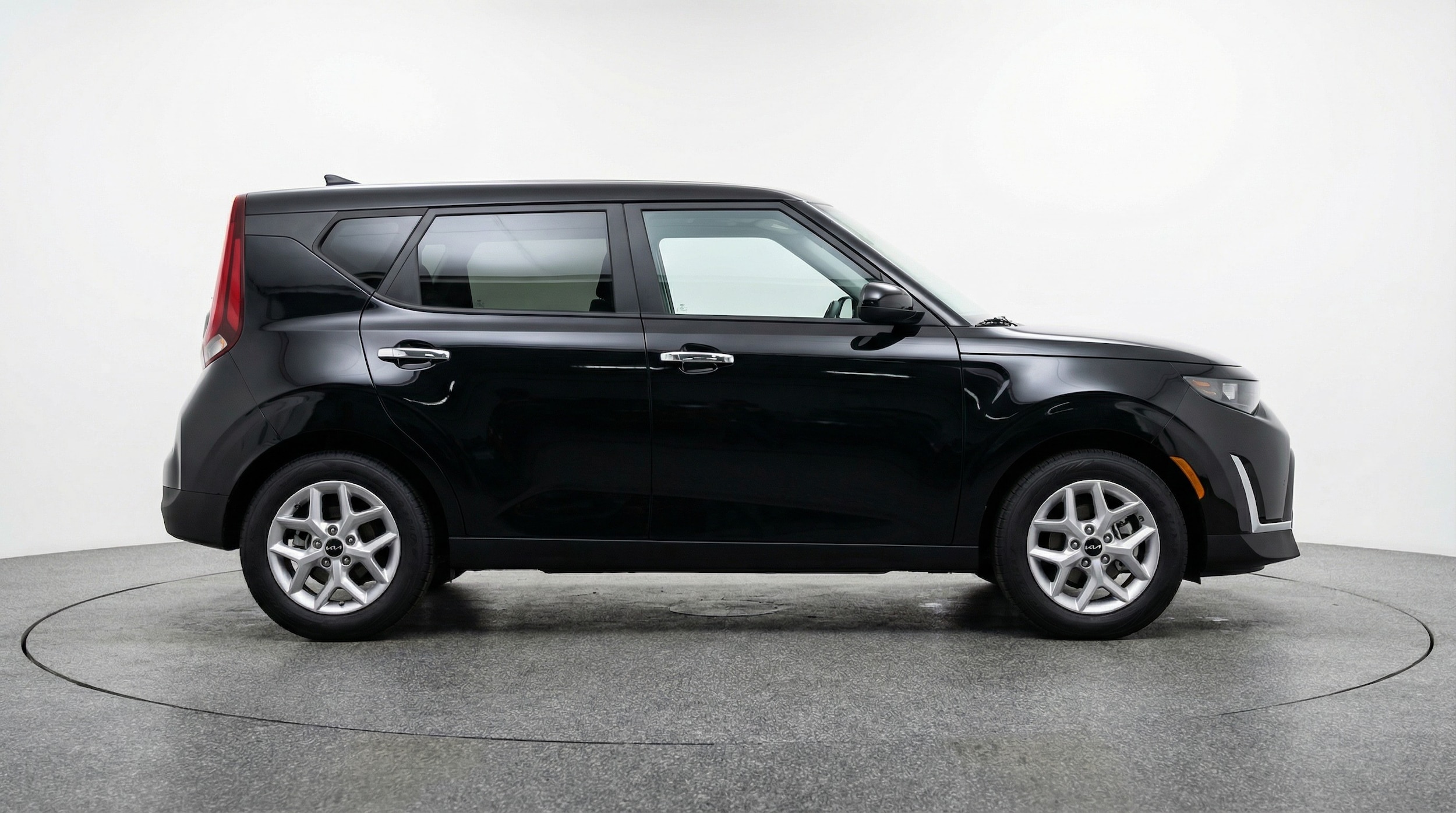 Thumbnail: 2025 Kia Soul - 8