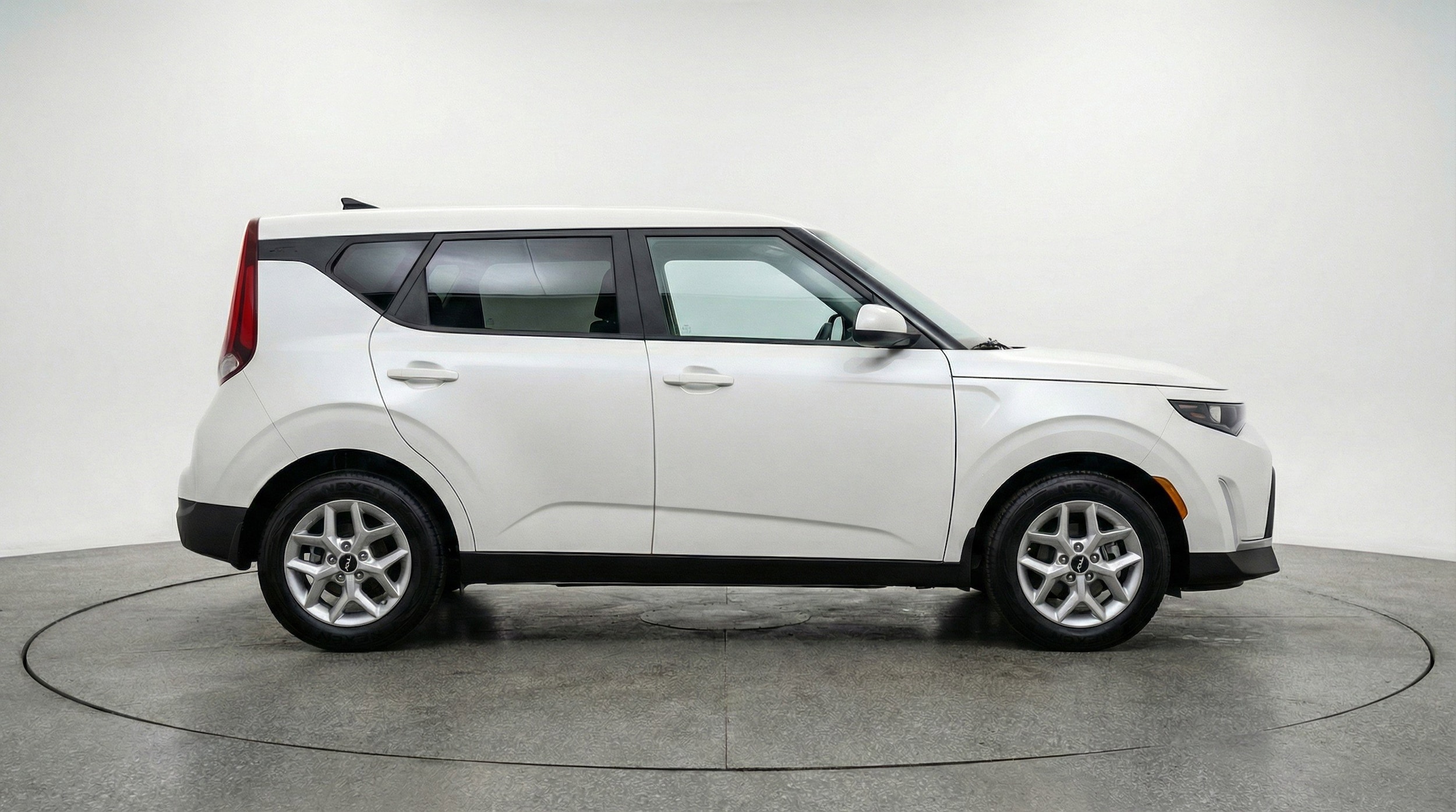 Thumbnail: 2025 Kia Soul - 11