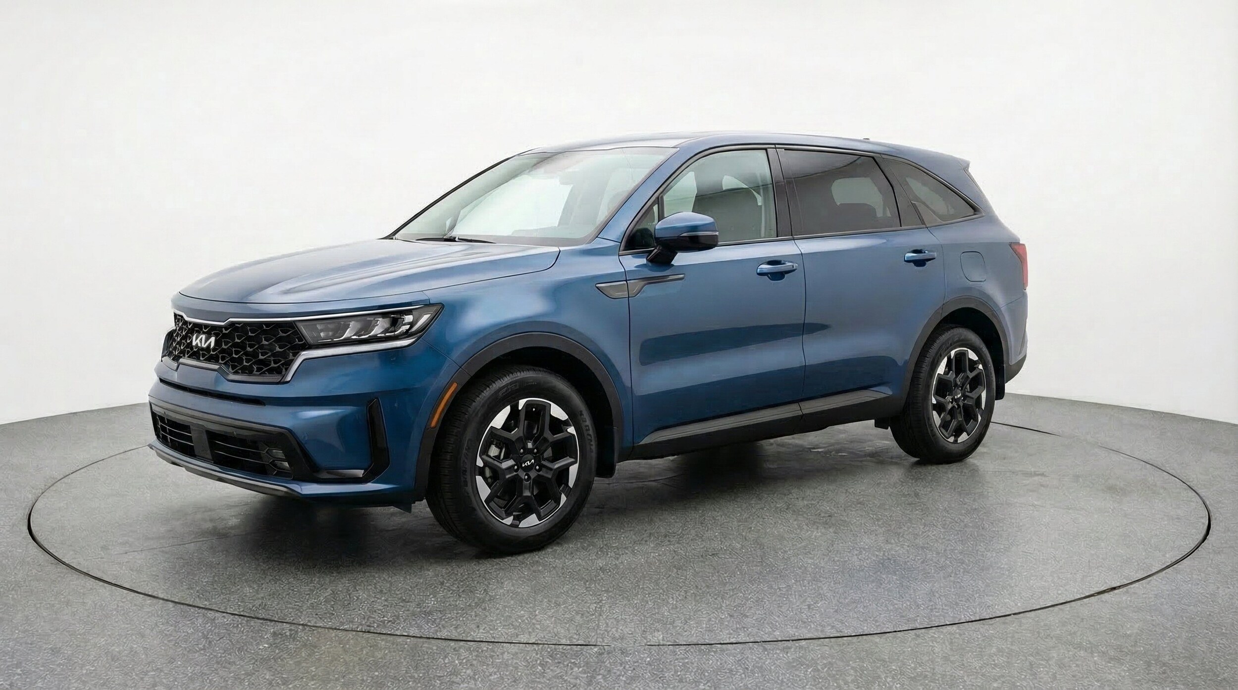 Thumbnail: 2024 Kia Sorento - 3