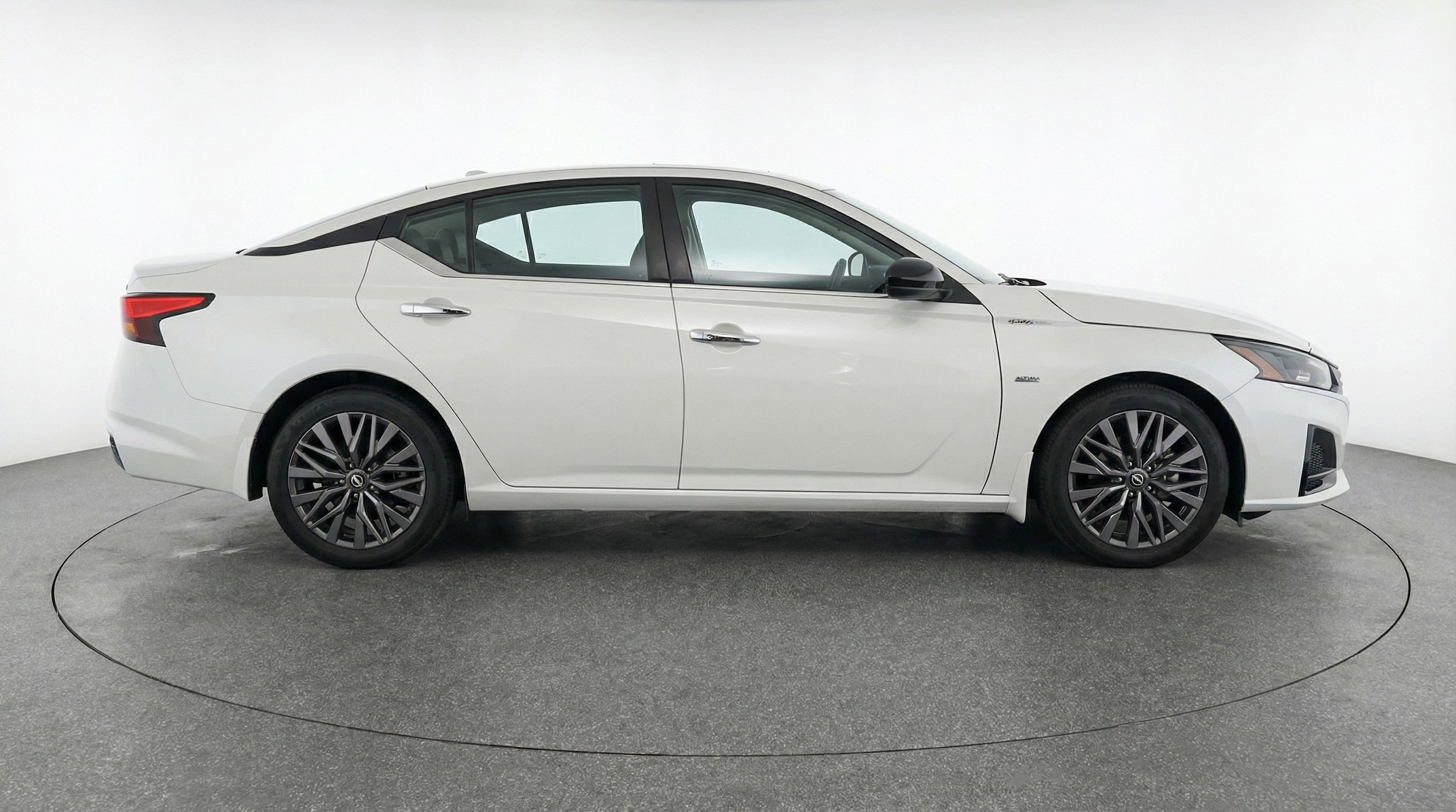 Thumbnail: 2025 Nissan Altima - 11