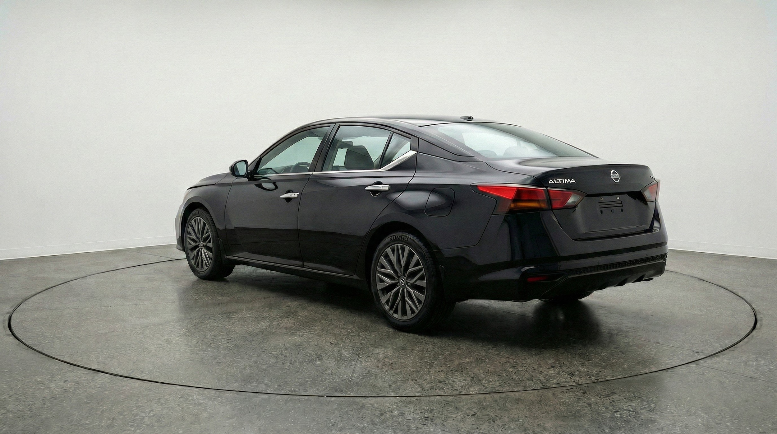 Thumbnail: 2025 Nissan Altima - 6