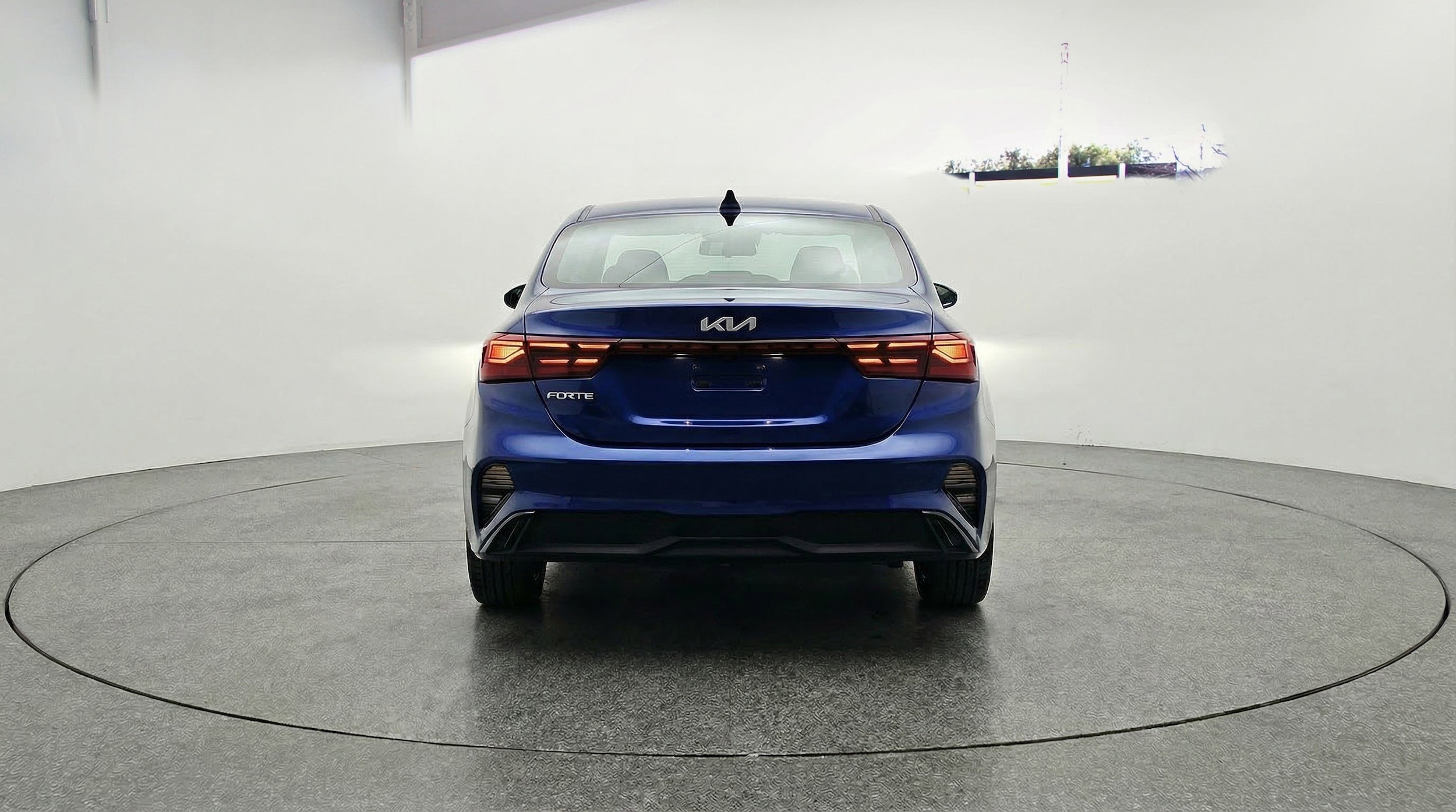 Thumbnail: 2024 Kia Forte - 7