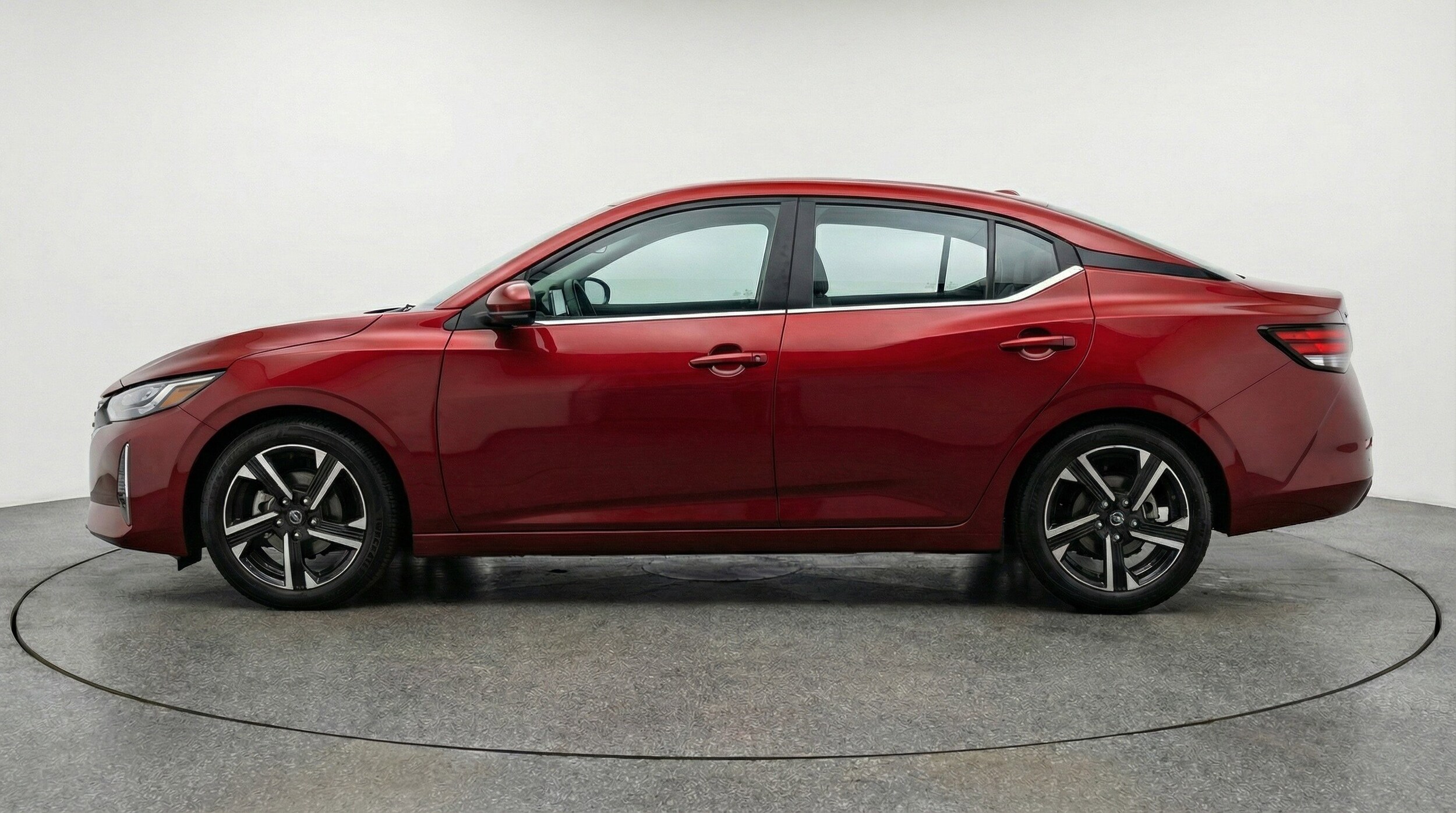 Thumbnail: 2025 Nissan Sentra - 5