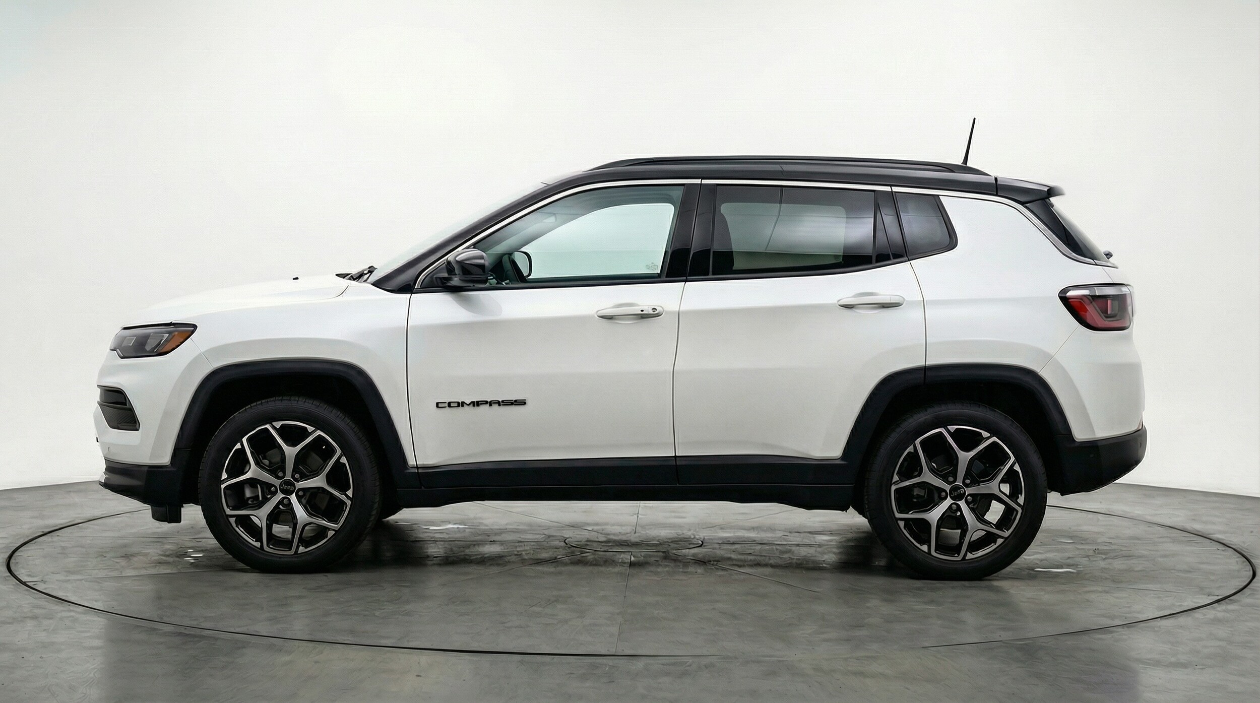 Thumbnail: 2025 Jeep Compass - 4