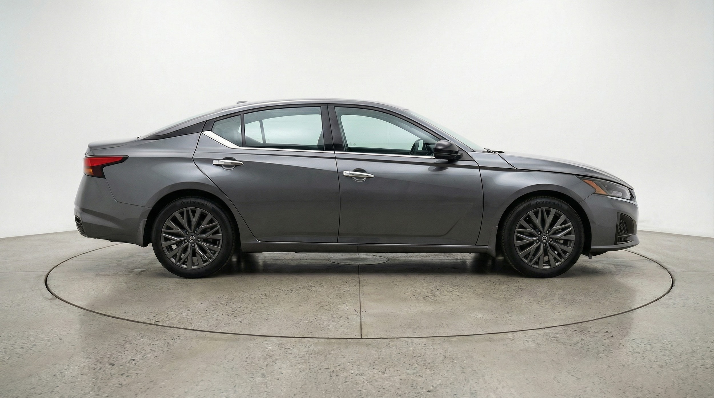 Thumbnail: 2025 Nissan Altima - 8