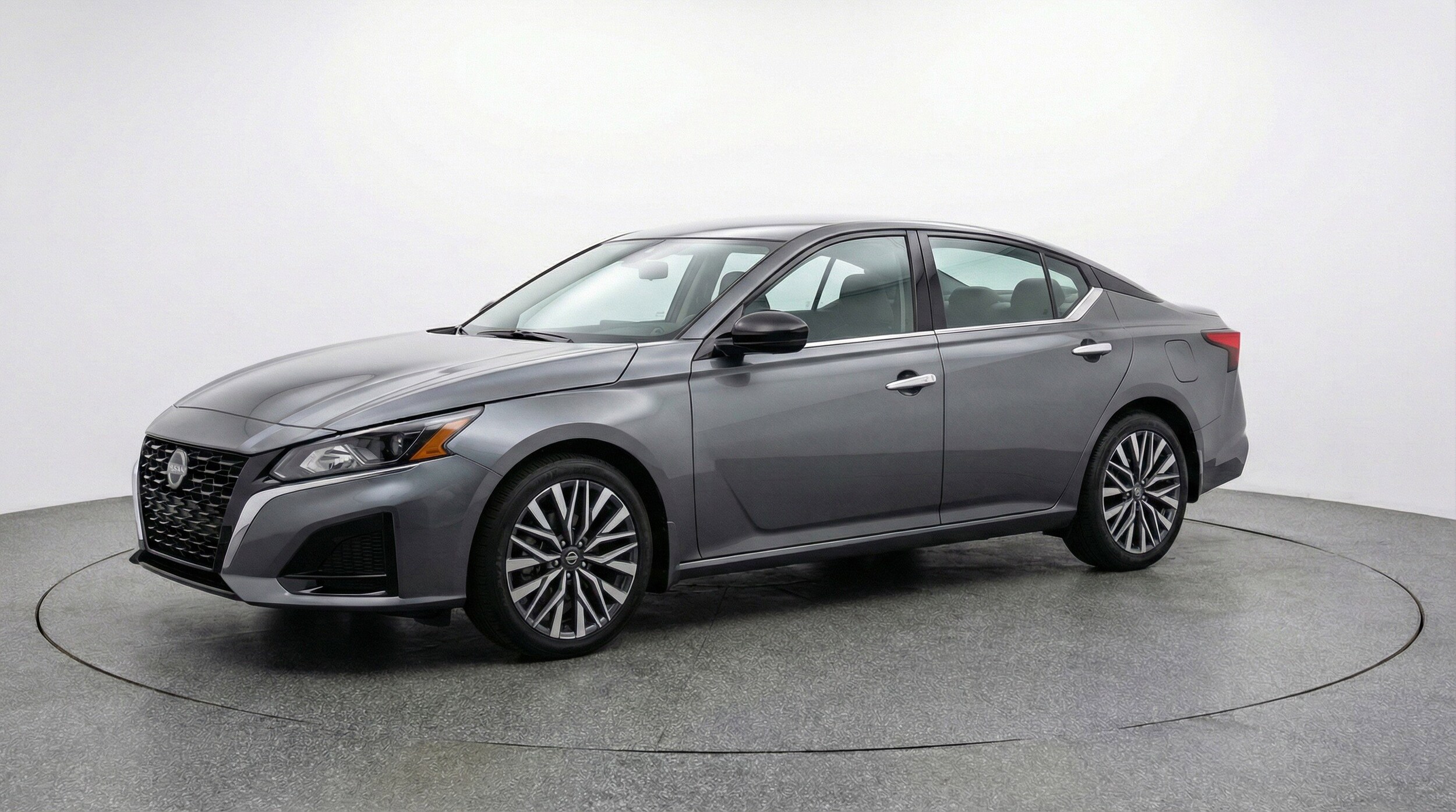 Thumbnail: 2025 Nissan Altima - 3