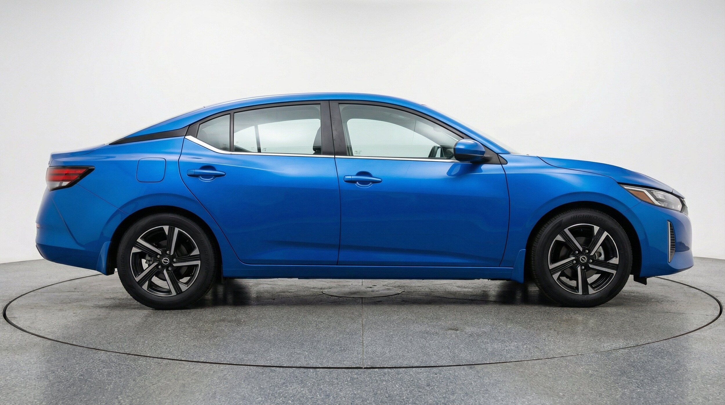 Thumbnail: 2025 Nissan Sentra - 11
