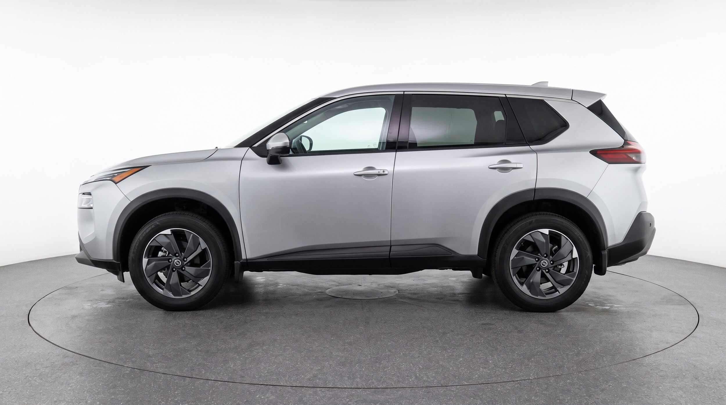 Thumbnail: 2025 Nissan Rogue - 5