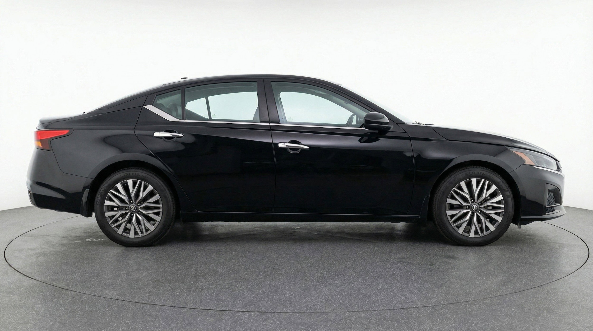 Thumbnail: 2025 Nissan Altima - 11