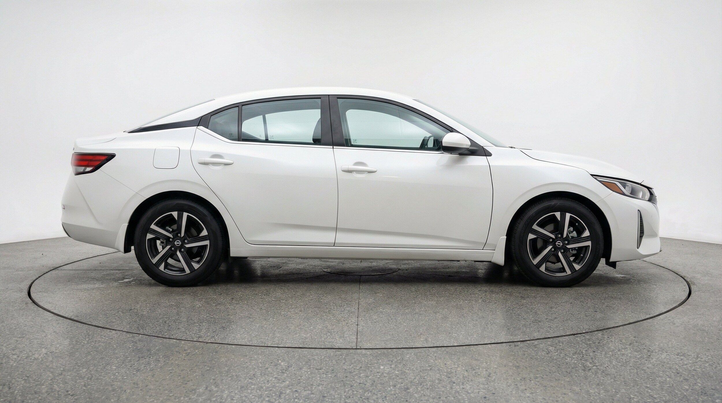 Thumbnail: 2025 Nissan Sentra - 11