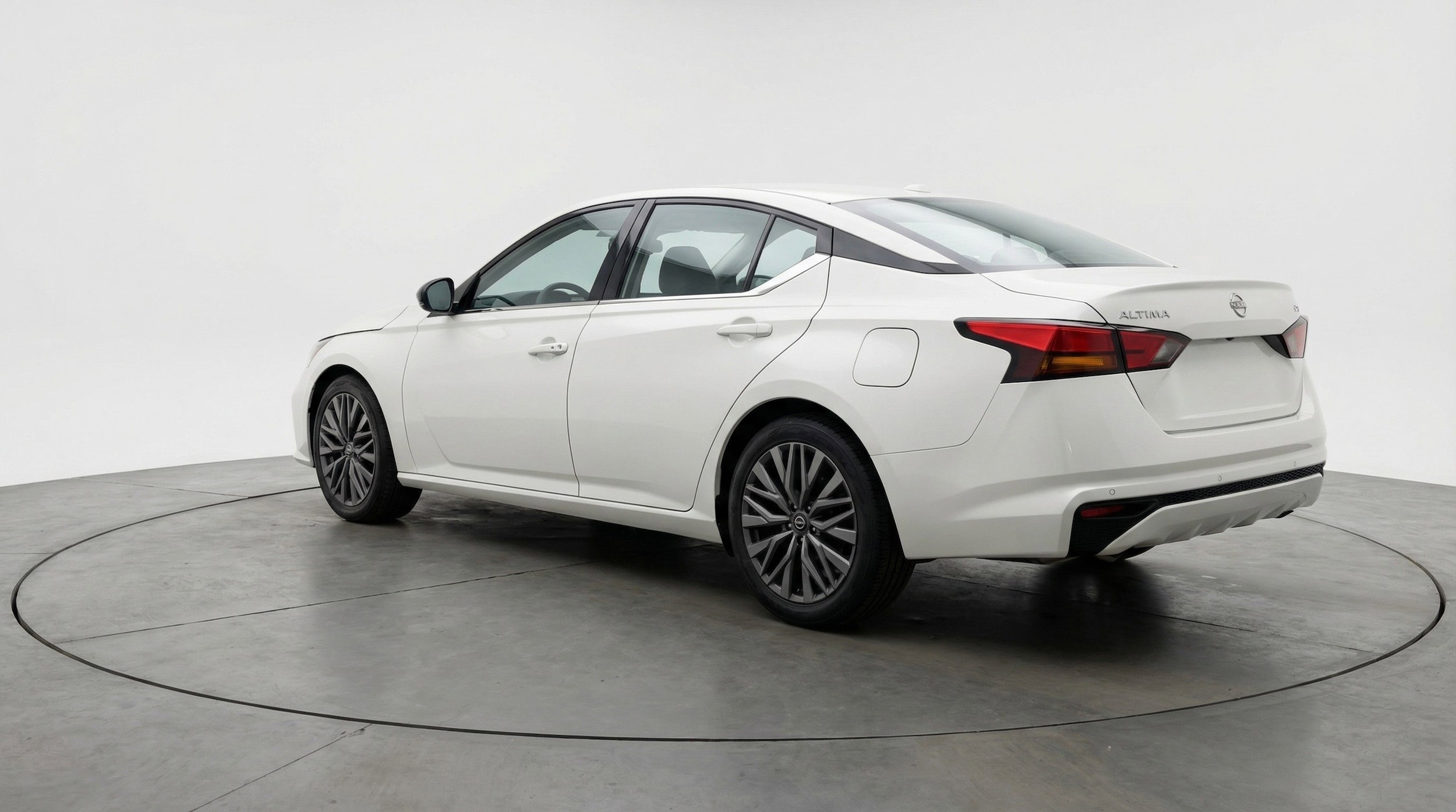 Thumbnail: 2025 Nissan Altima - 6