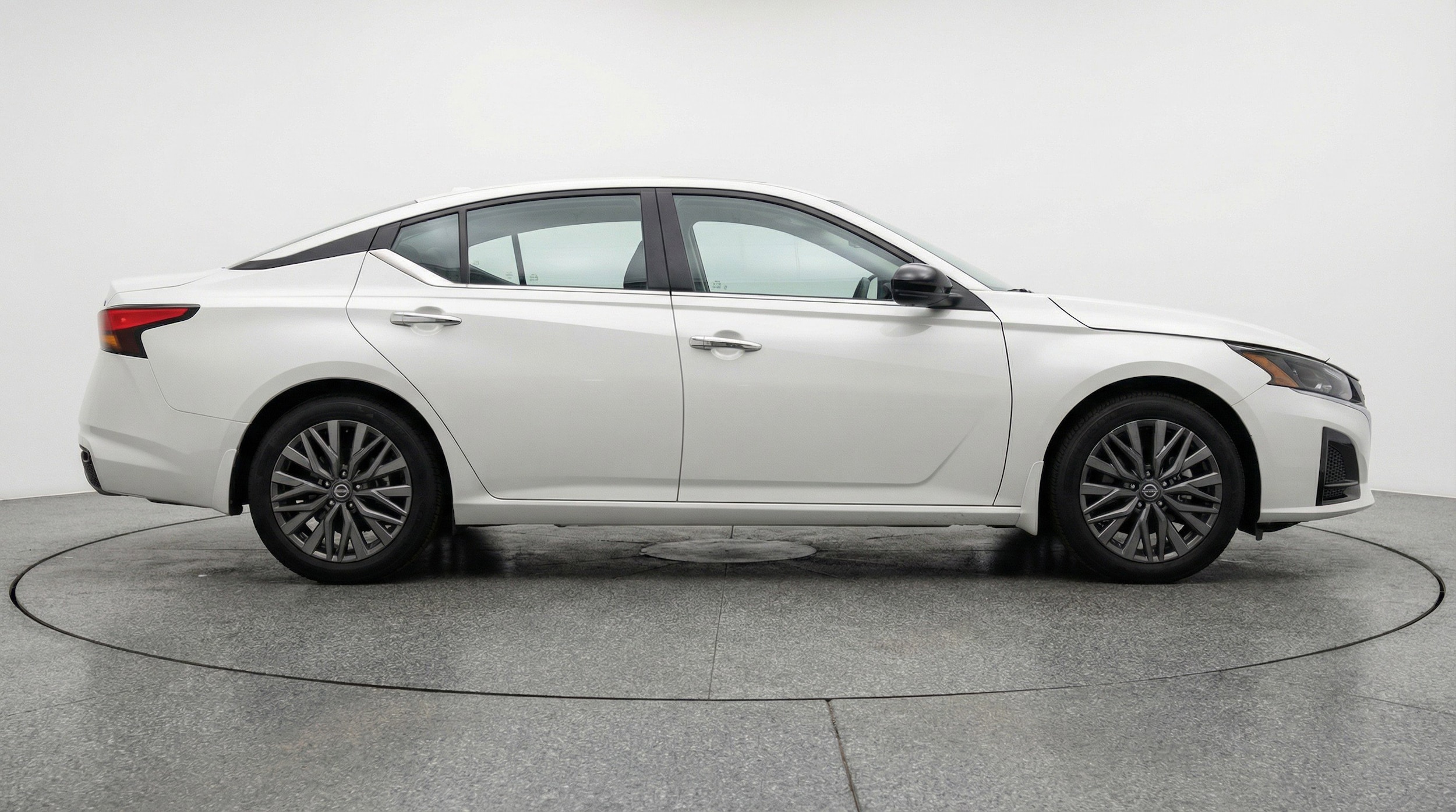 Thumbnail: 2025 Nissan Altima - 11