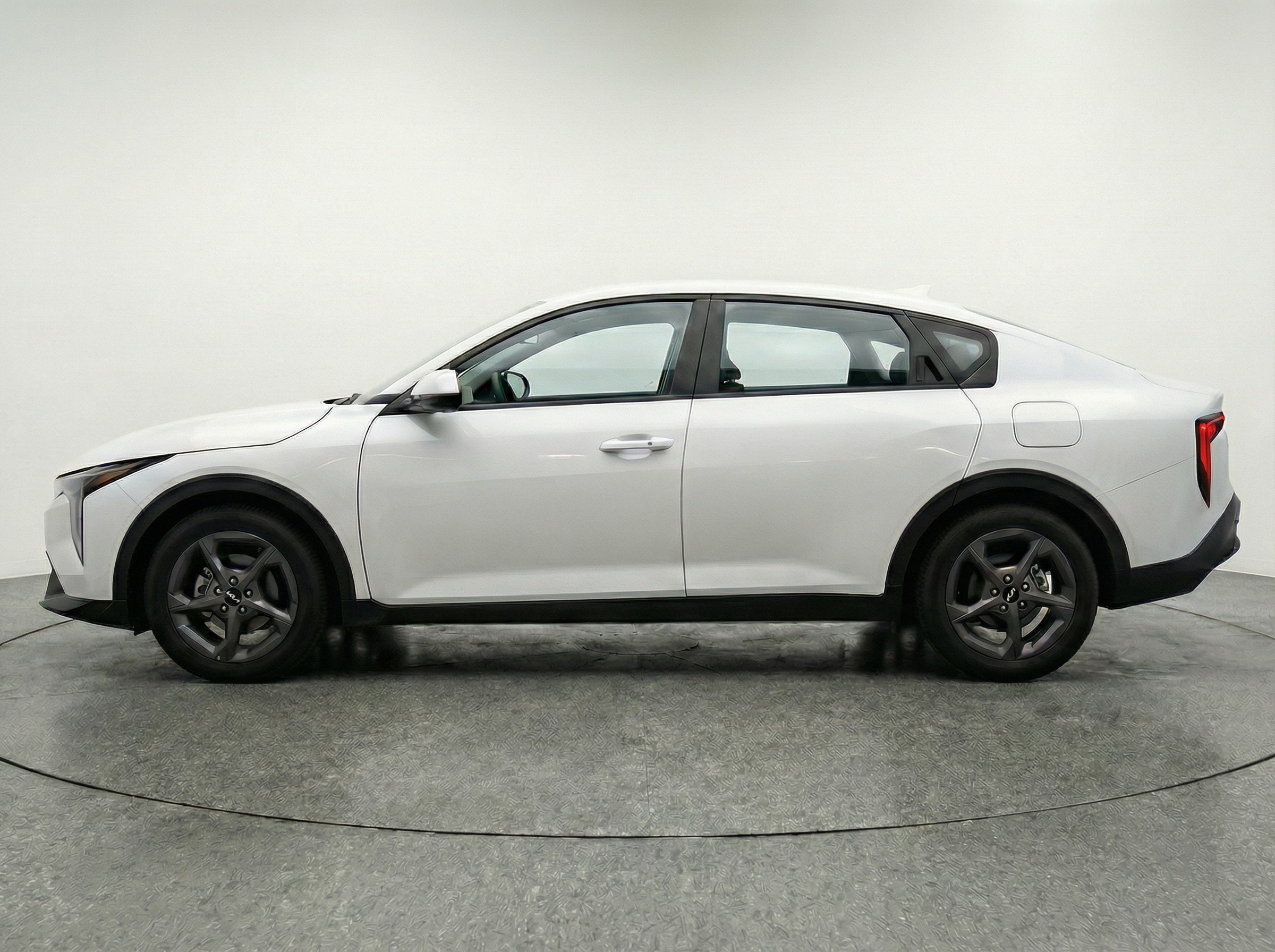 Thumbnail: 2025 Kia K4 - 4