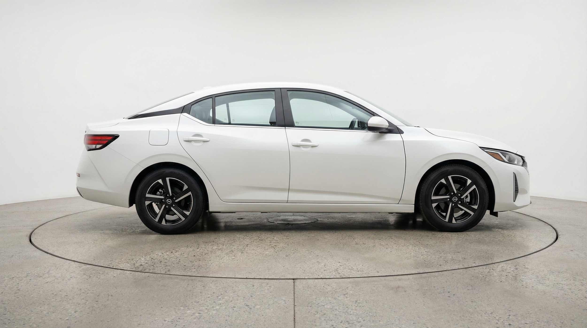 Thumbnail: 2025 Nissan Sentra - 8