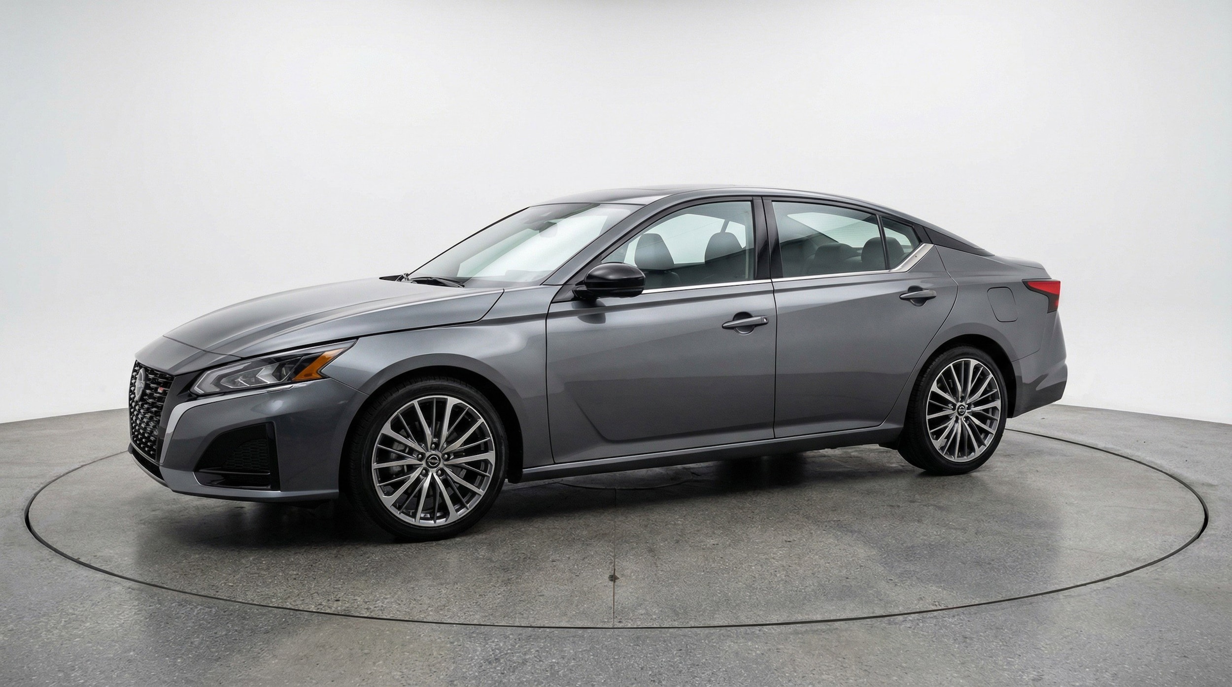 Thumbnail: 2025 Nissan Altima - 3