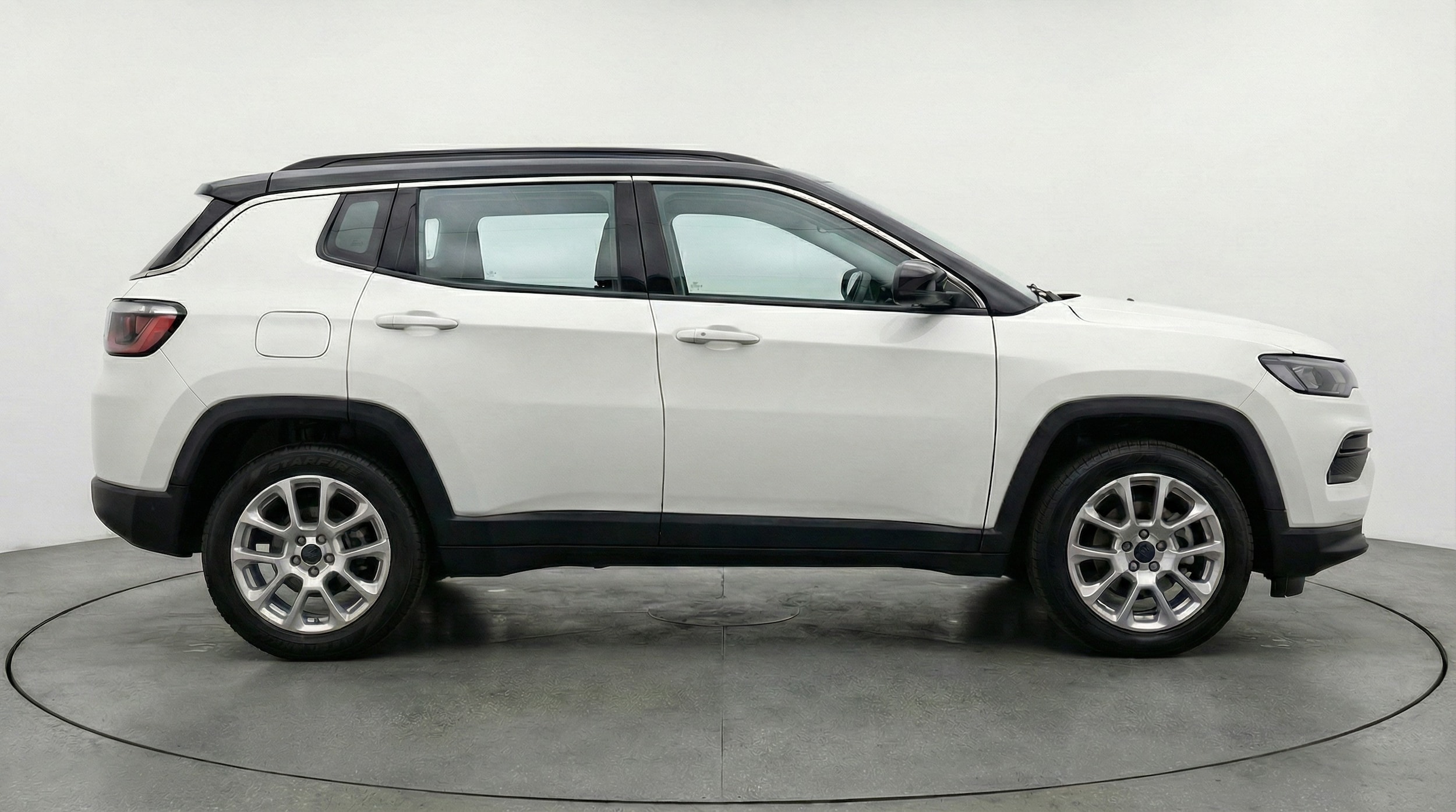 Thumbnail: 2025 Jeep Compass - 8