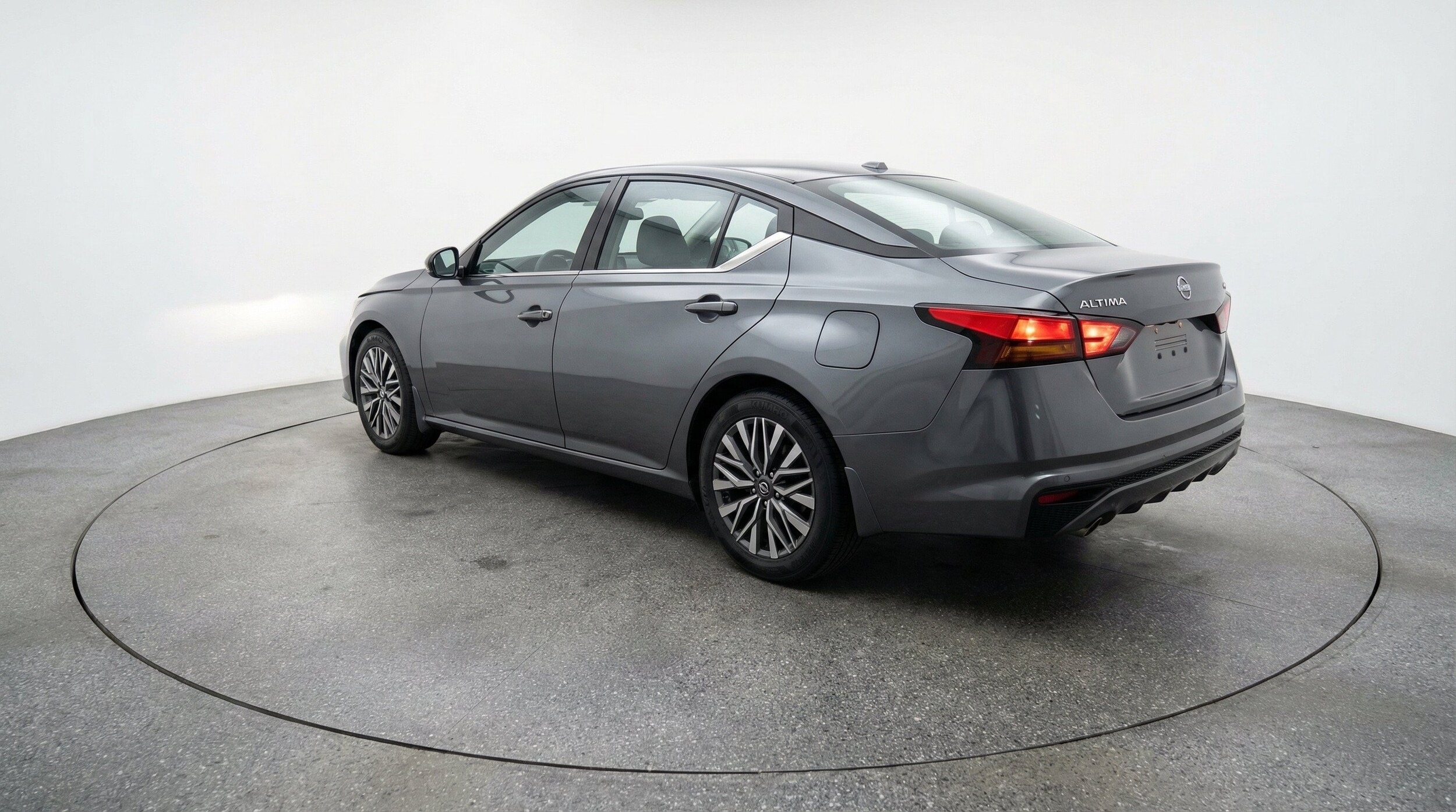 Thumbnail: 2025 Nissan Altima - 6